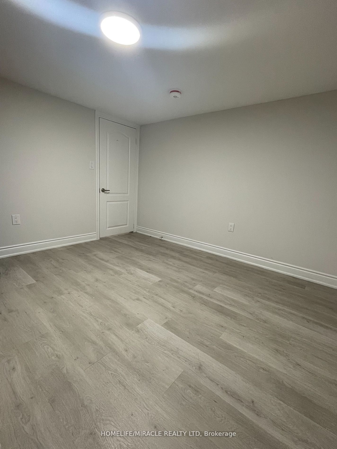 9 Humberstone Crescent Property Photo 9