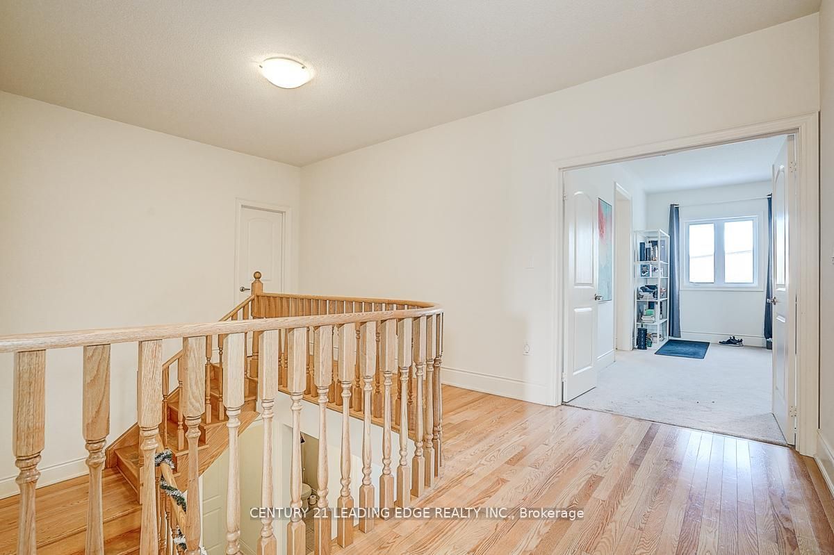 455 Threshing Mill Boulevard Property Photo 33