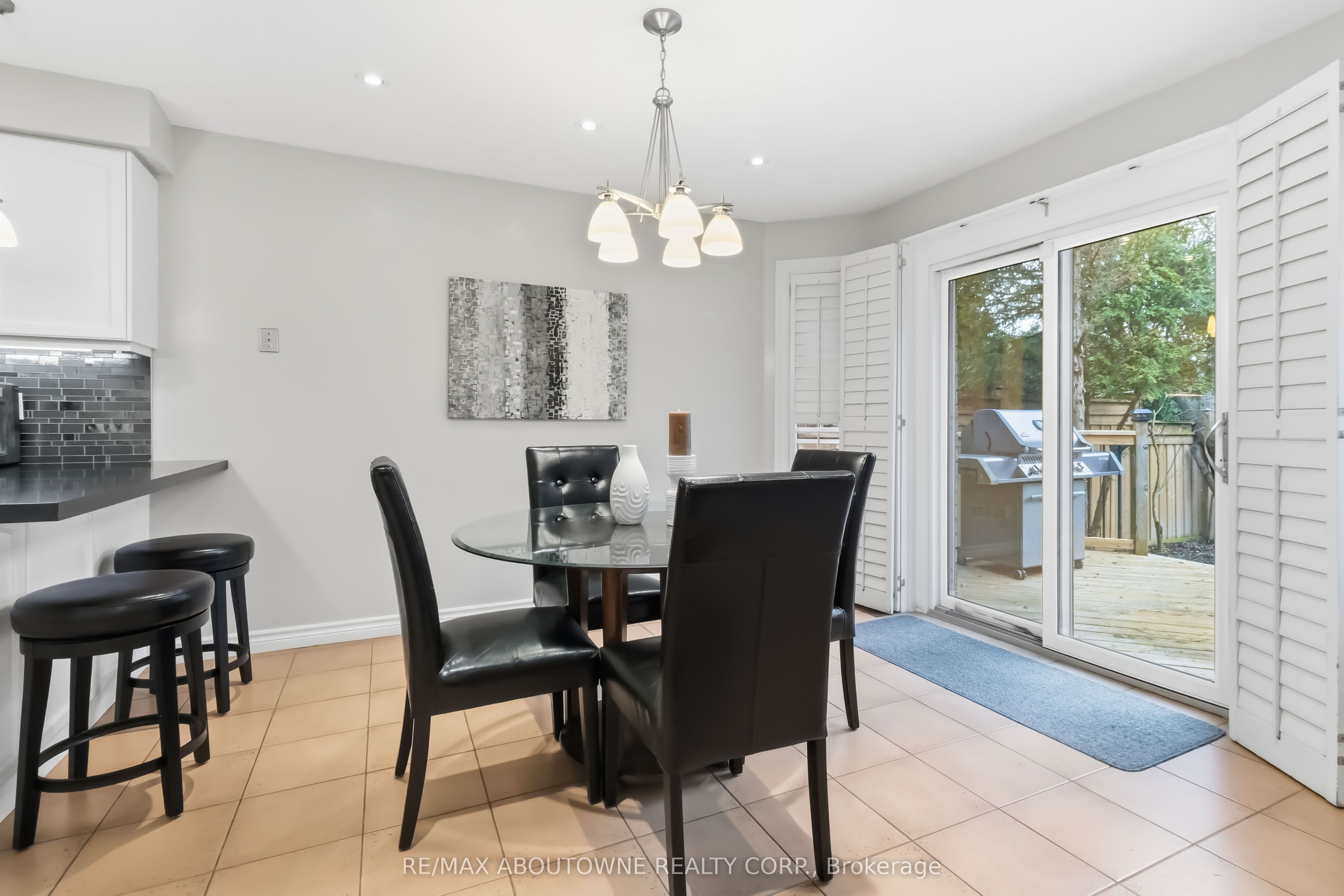 2208 Brays Lane Property Photo 17