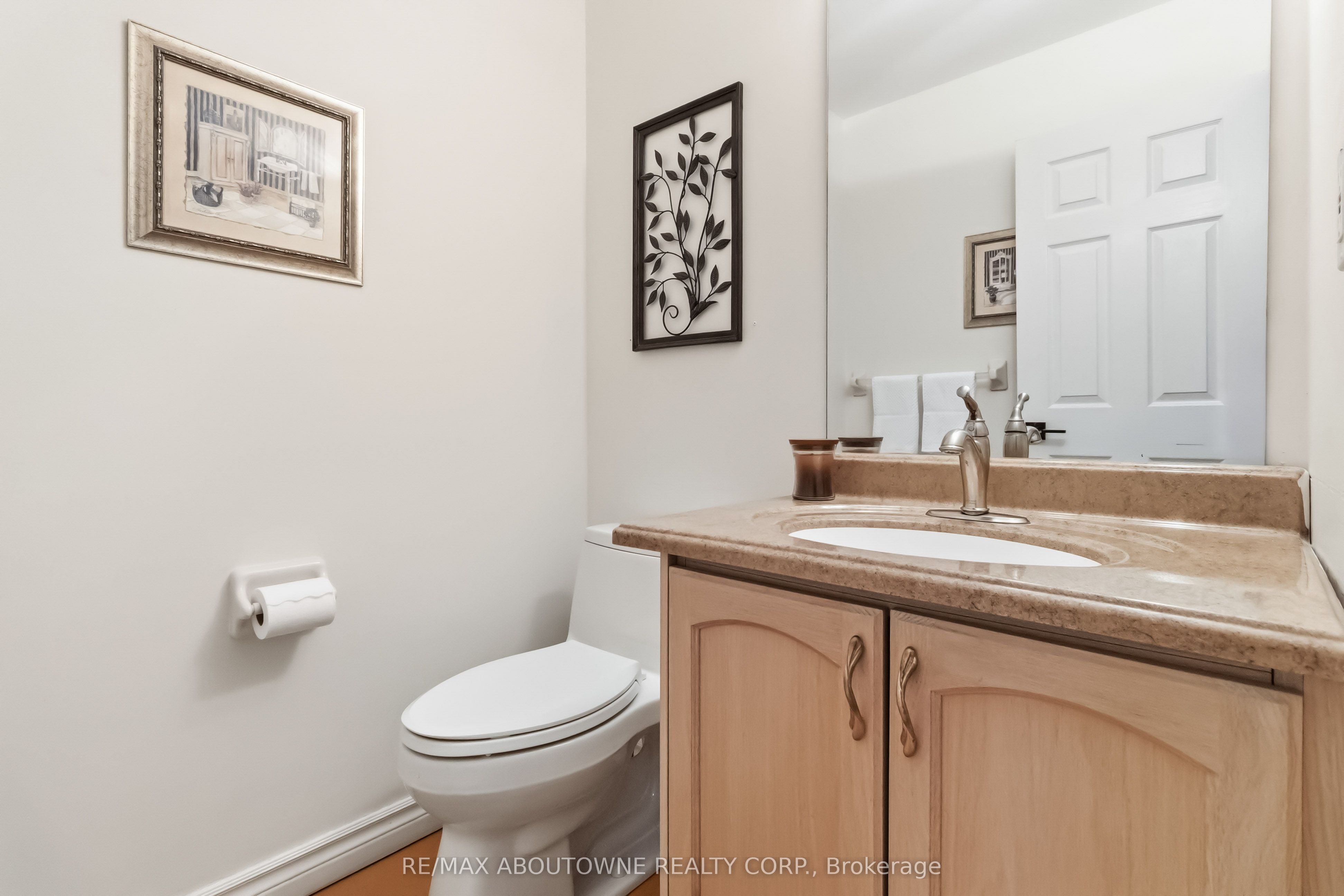 2208 Brays Lane Property Photo 21
