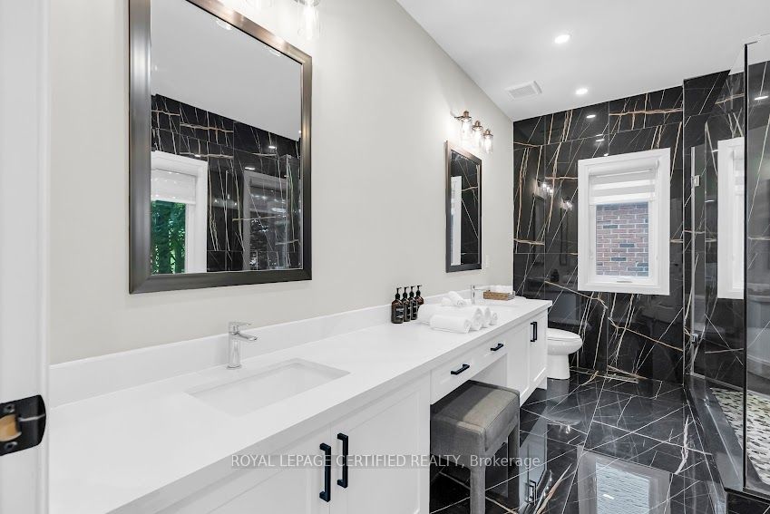 185 Burloak Drive Property Photo 19