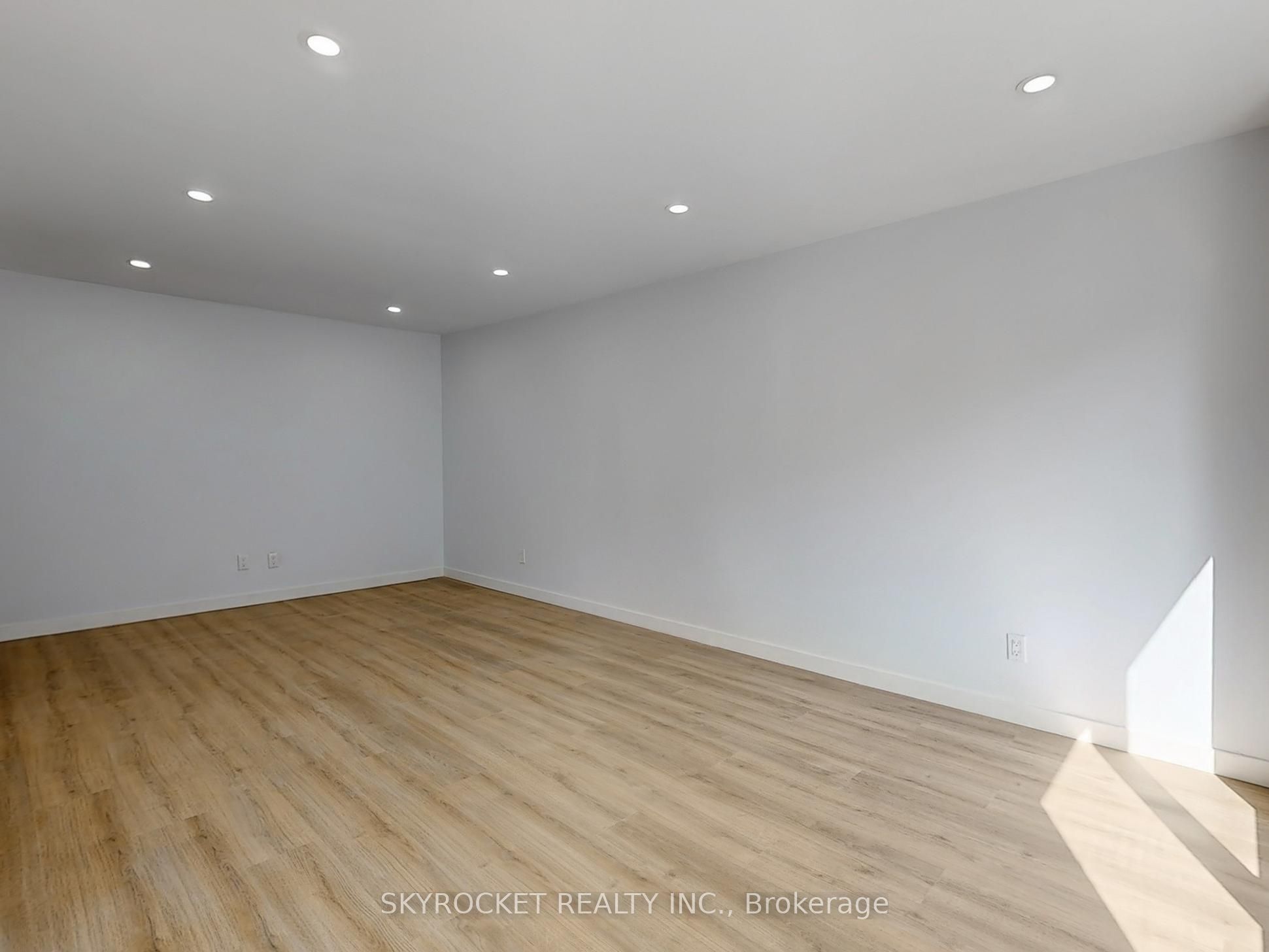 125 Bythia Street Property Photo 6
