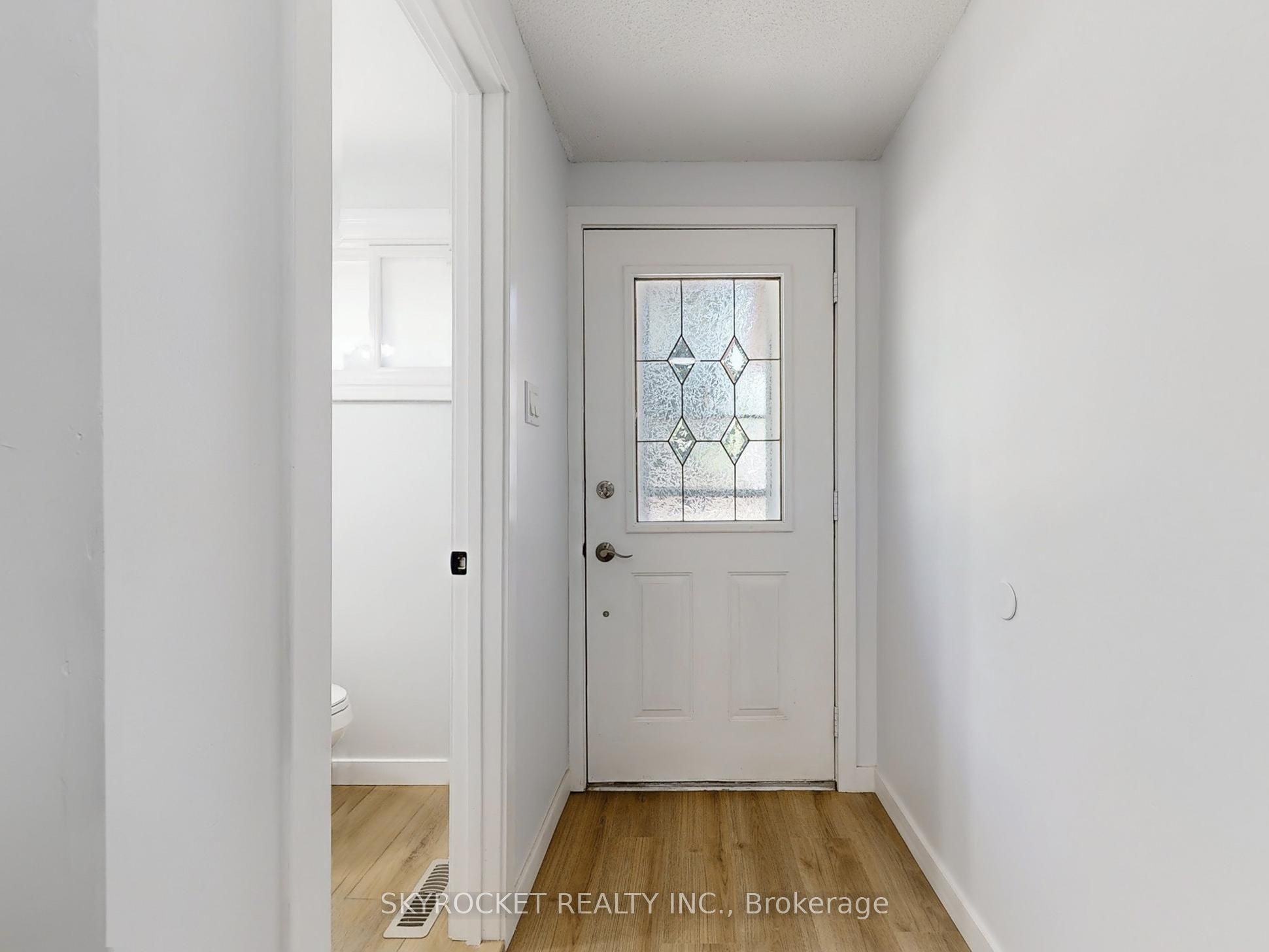 125 Bythia Street Property Photo 15