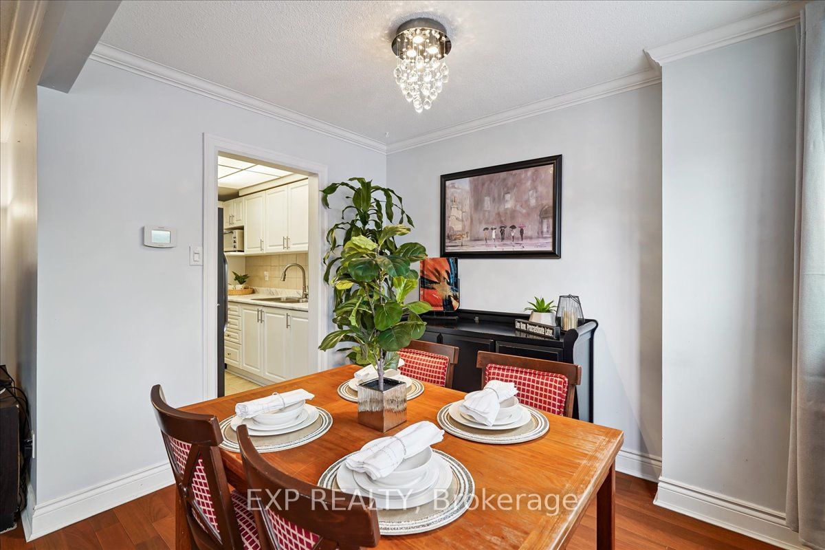65 Greenwich Circle Property Photo 9