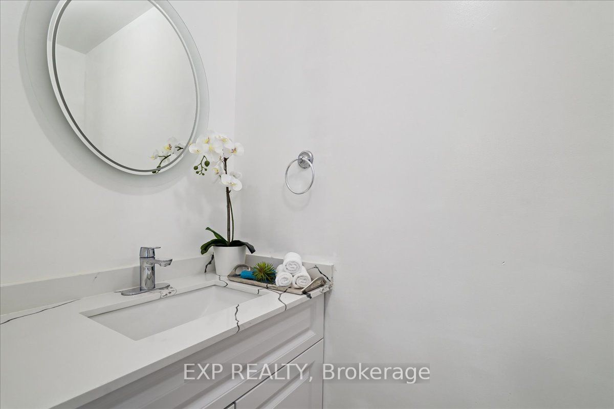 65 Greenwich Circle Property Photo 14