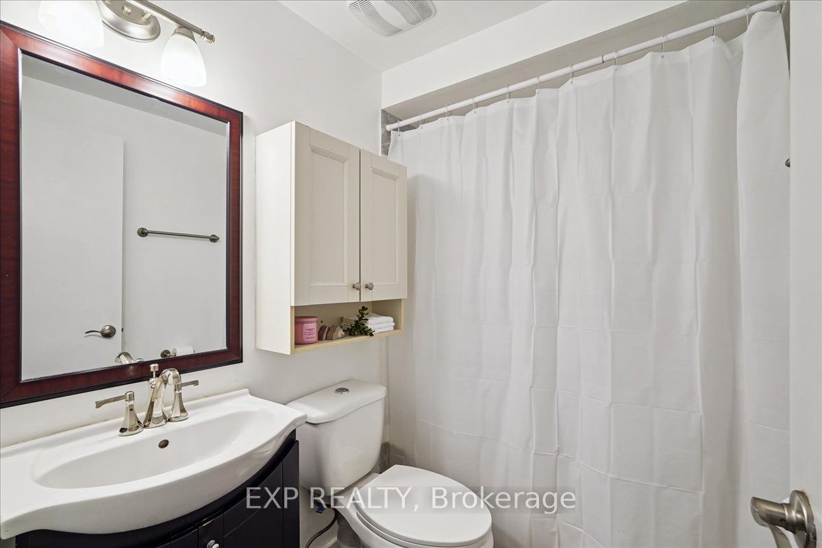 65 Greenwich Circle Property Photo 21