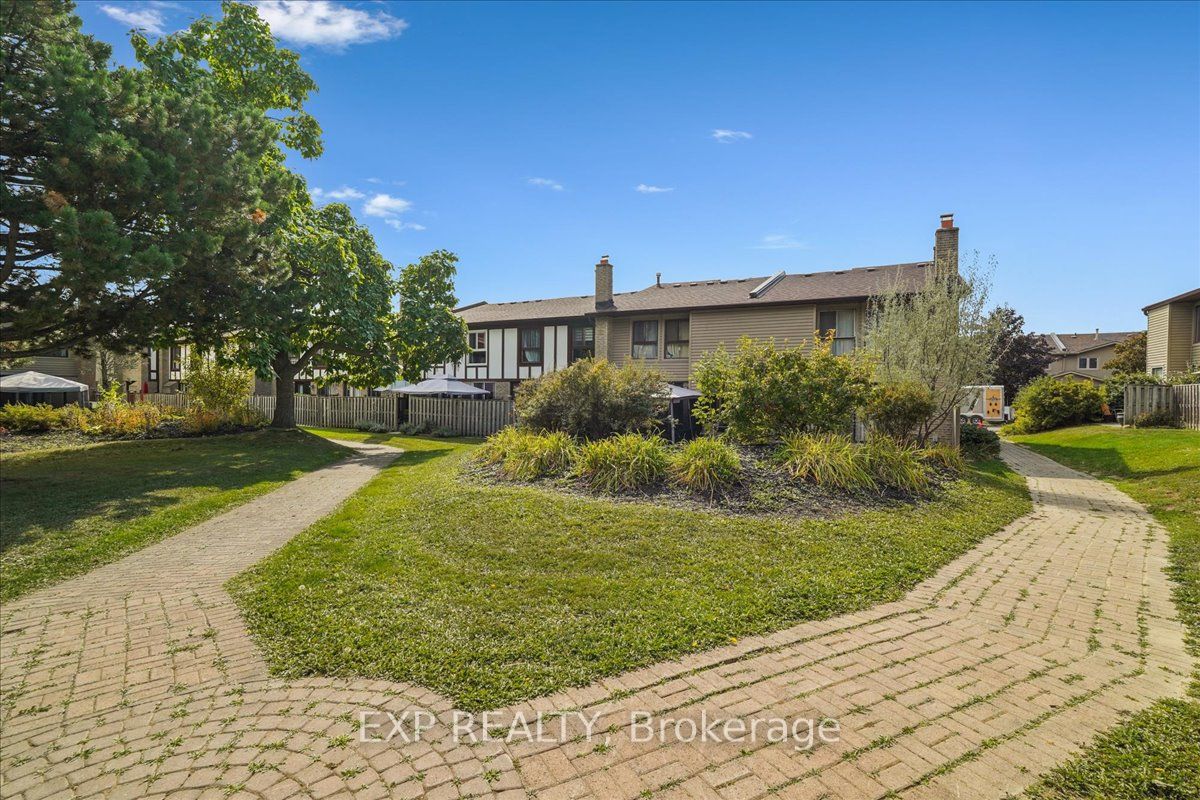 65 Greenwich Circle Property Photo 33