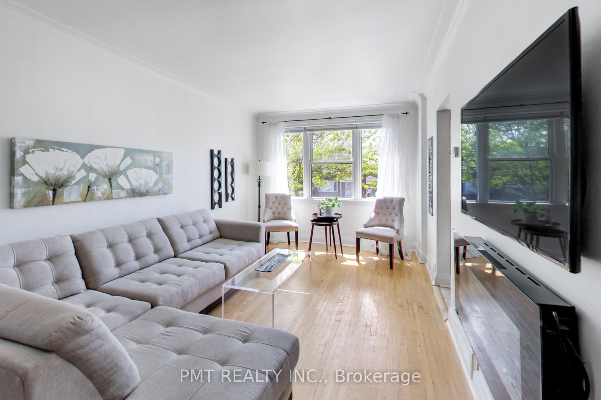 25 Ronald Avenue Property Photo 10