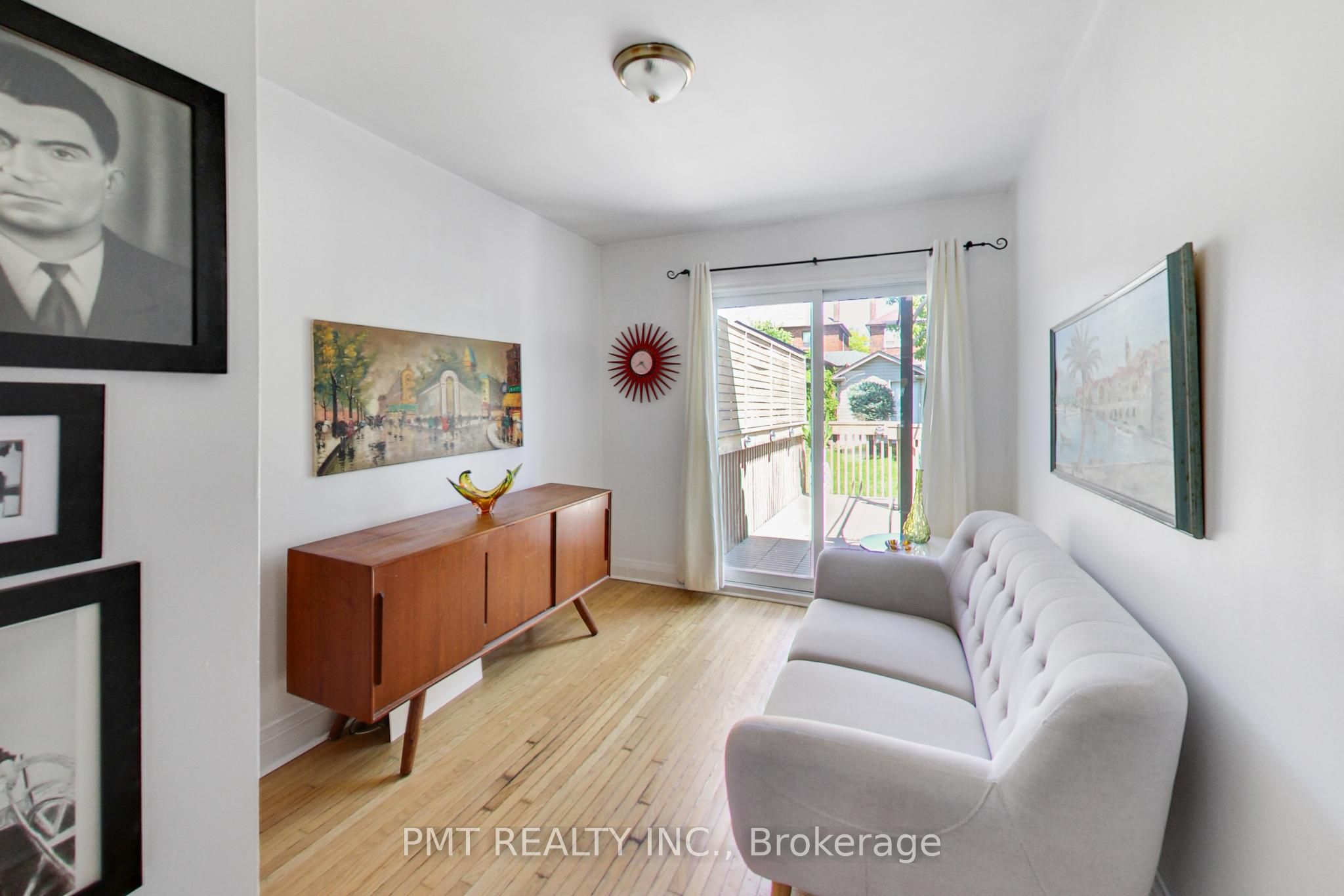 25 Ronald Avenue Property Photo 18