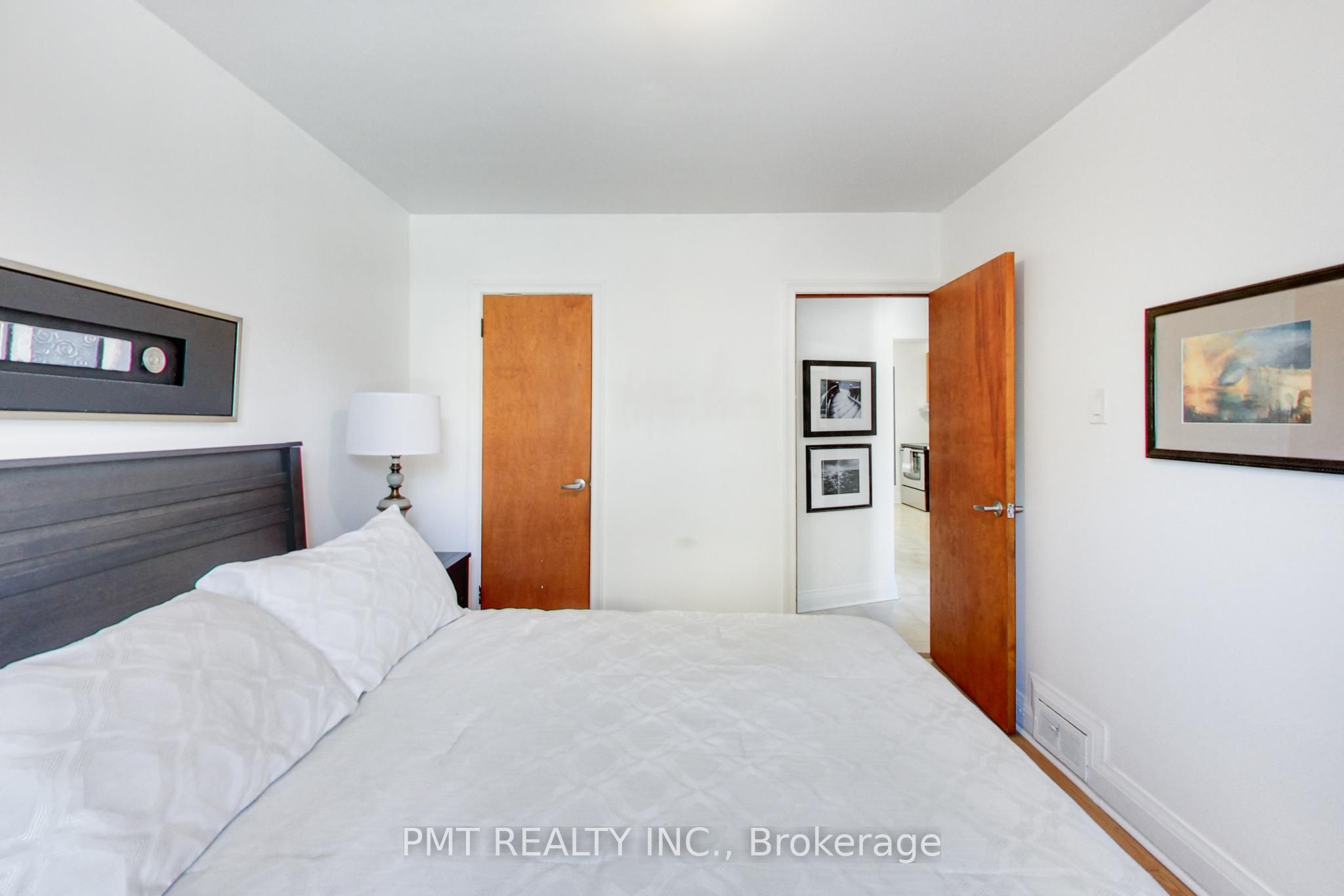 25 Ronald Avenue Property Photo 21