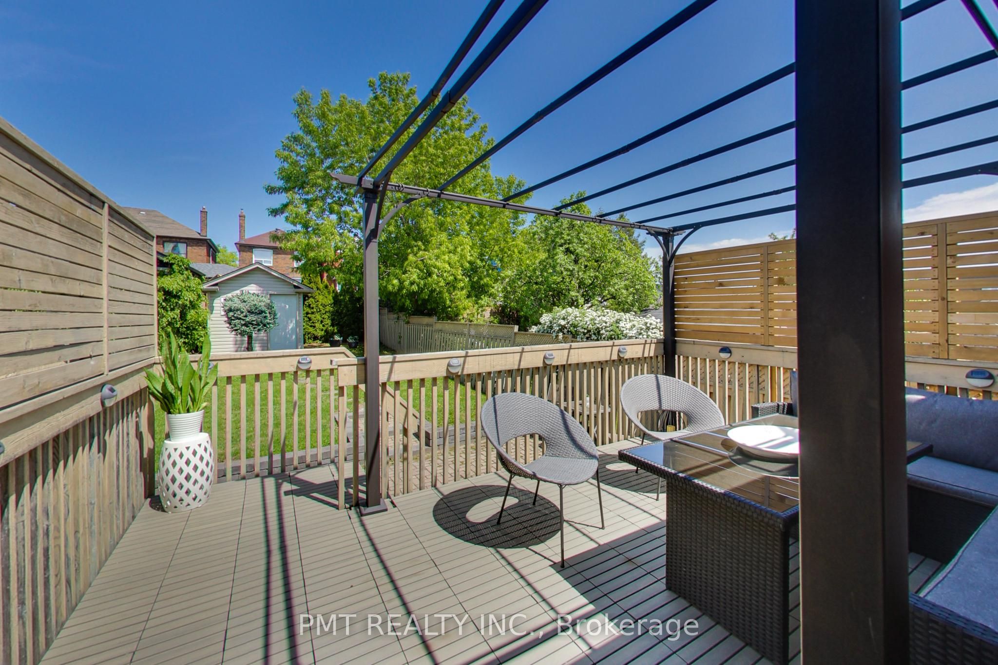 25 Ronald Avenue Property Photo 31