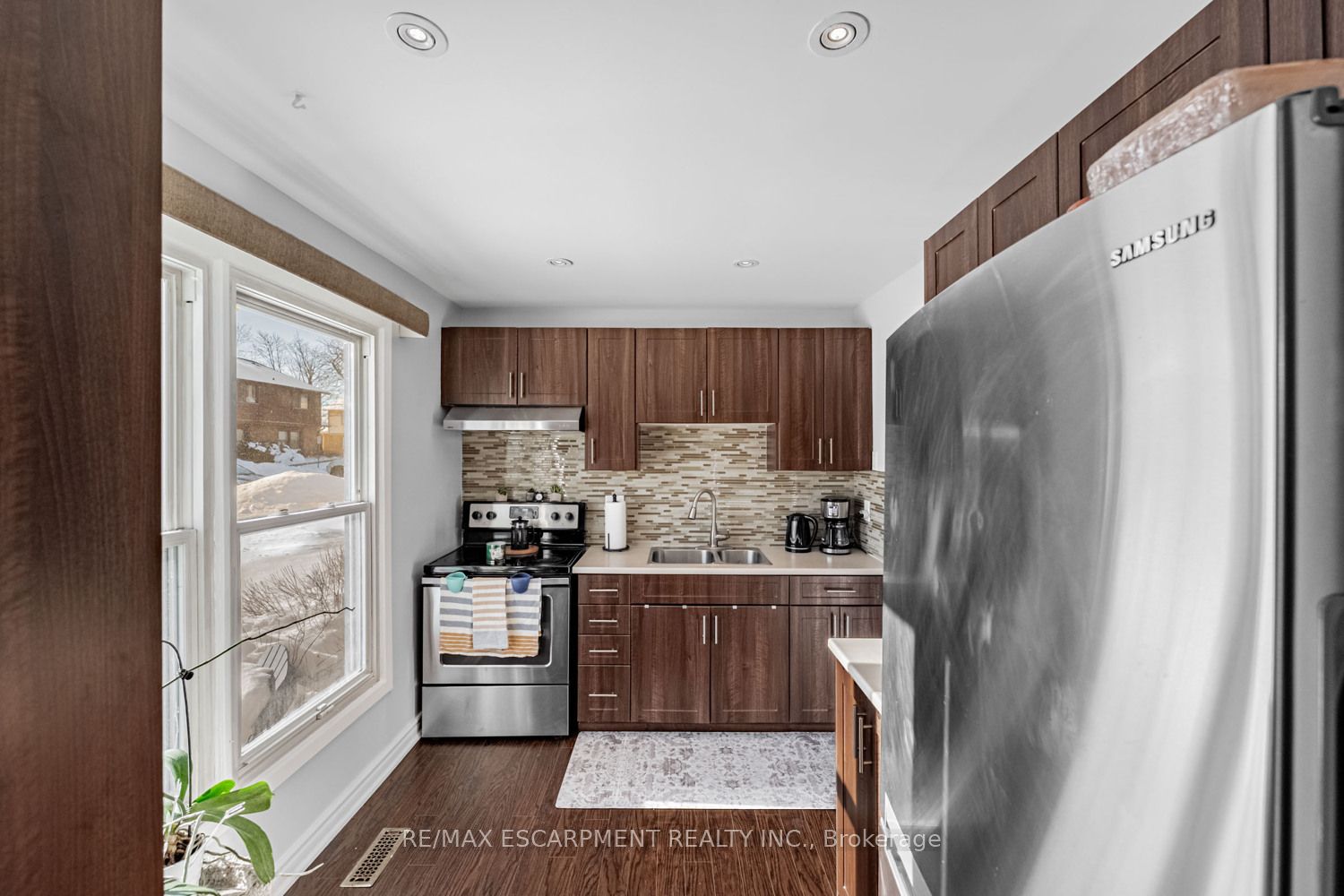 6650 Falconer Drive 19 Property Photo 1