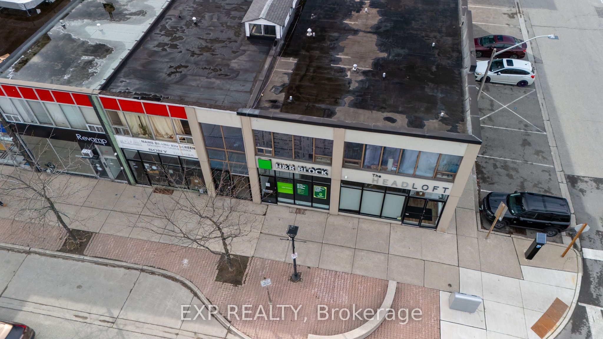 258 Lakeshore Road E Property Photo 18