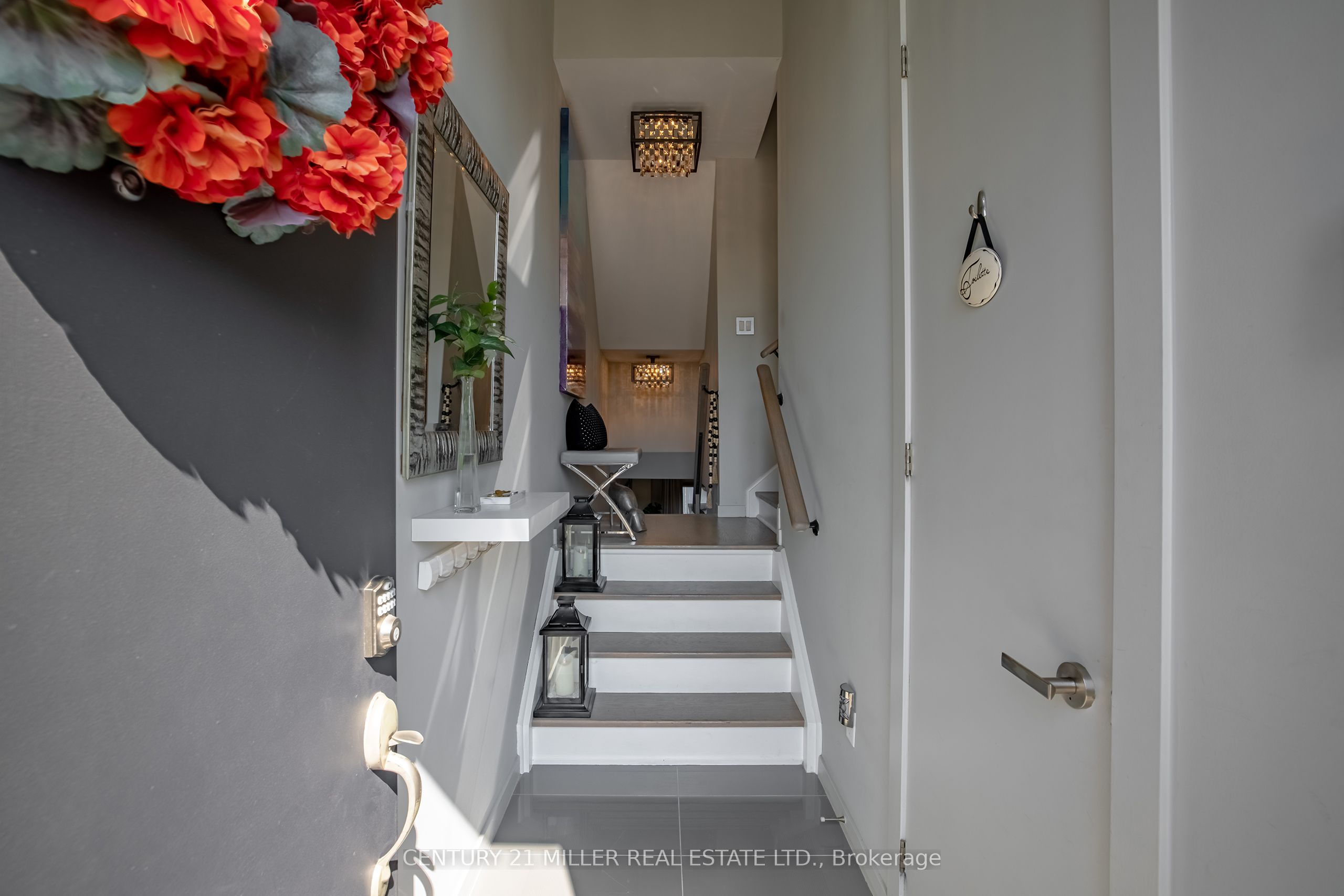 469 Nautical Boulevard Property Photo 4