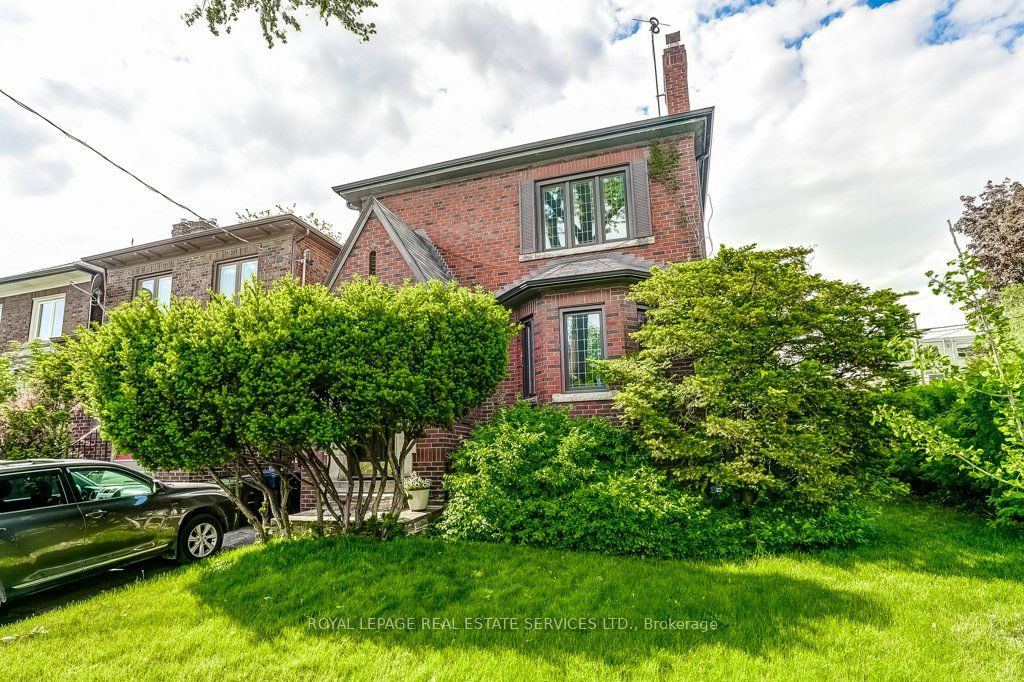 2 Larkin Avenue Property Photo 1
