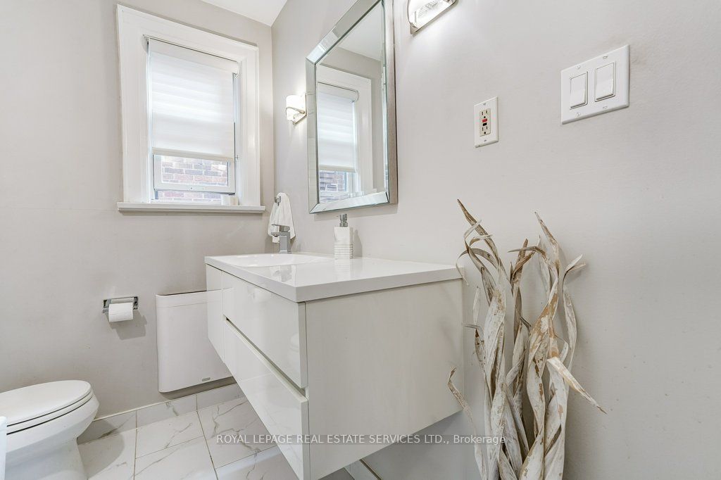 2 Larkin Avenue Property Photo 16