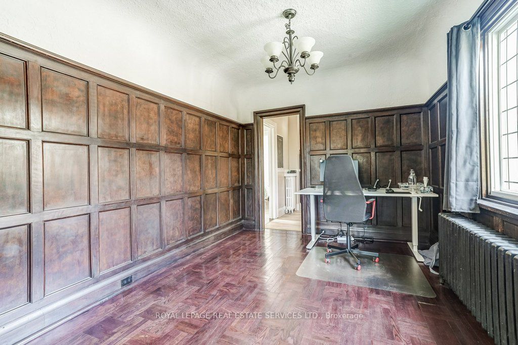 2 Larkin Avenue Property Photo 30