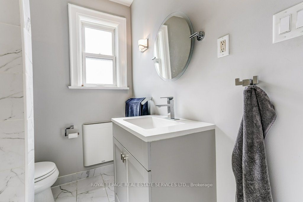 2 Larkin Avenue Property Photo 34