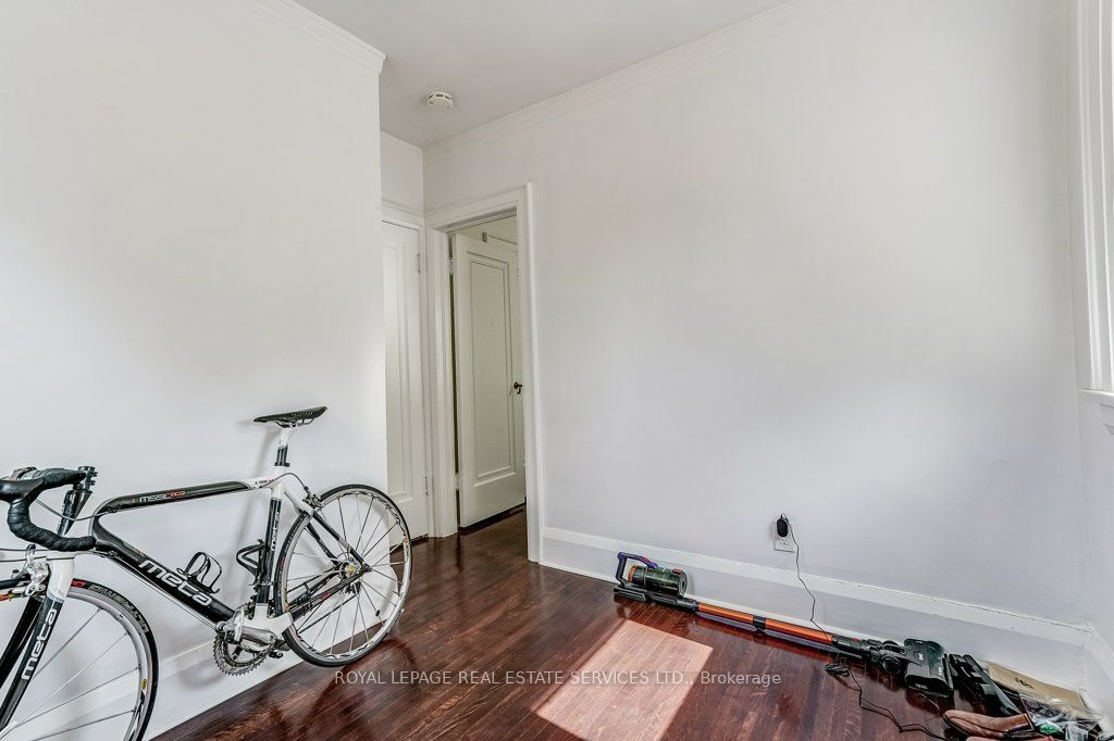 2 Larkin Avenue Property Photo 39