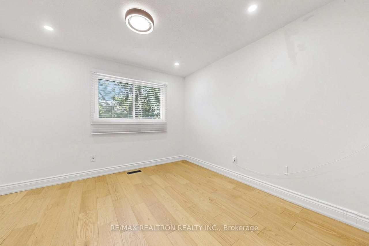 1120 Potters Wheel Crescent Property Photo 26