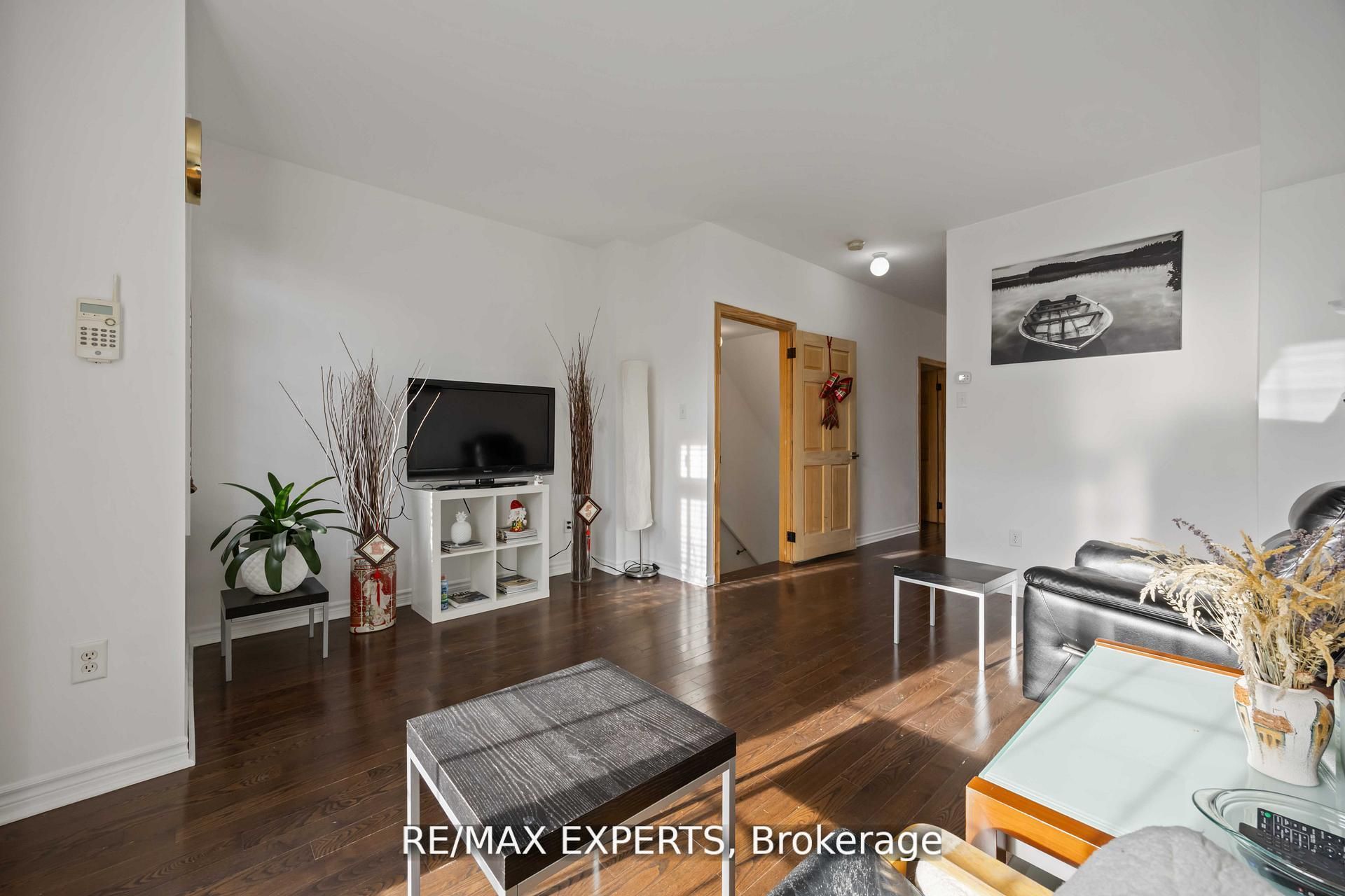 19b Oak Street Property Photo 15