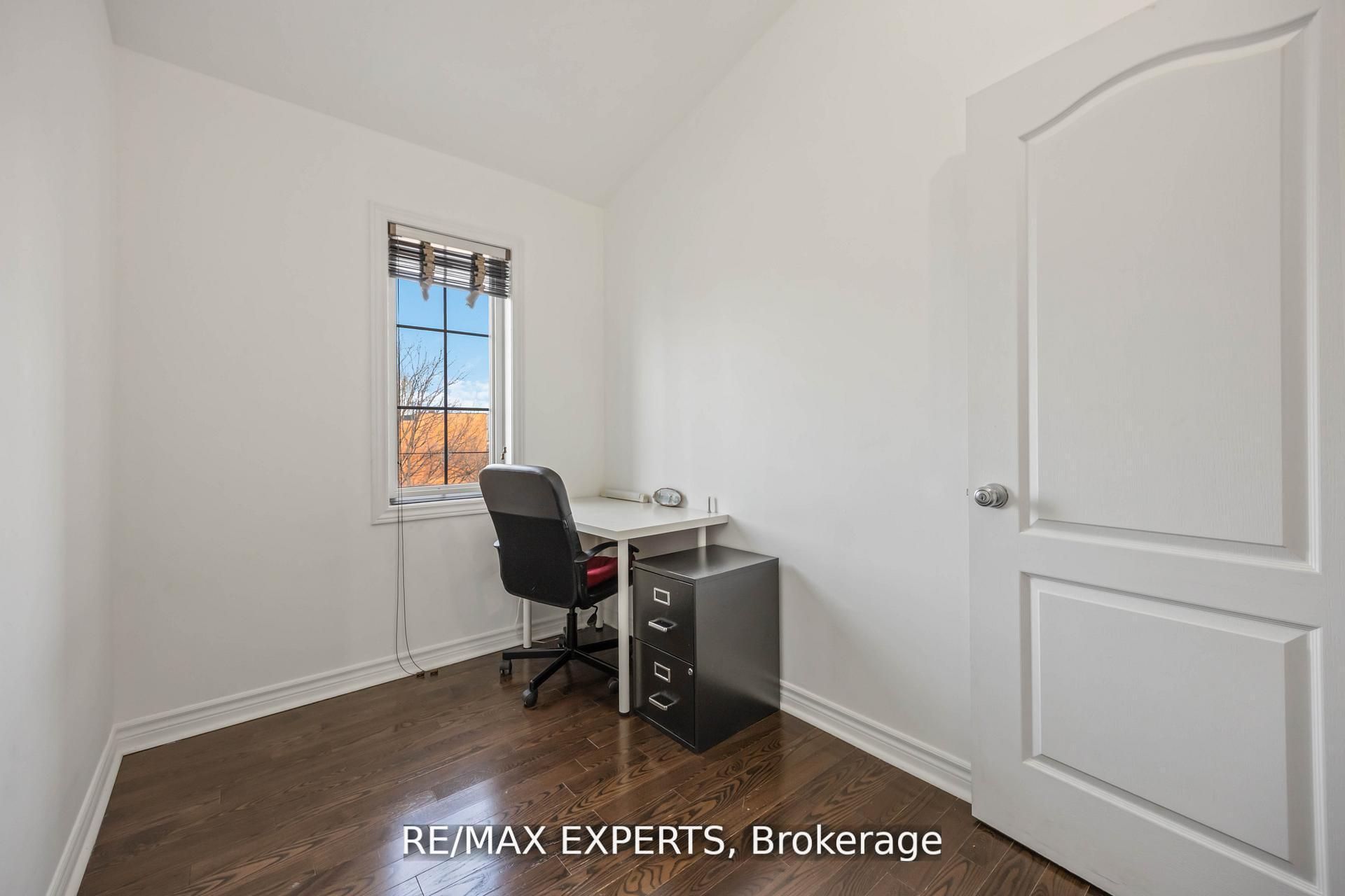 19b Oak Street Property Photo 39