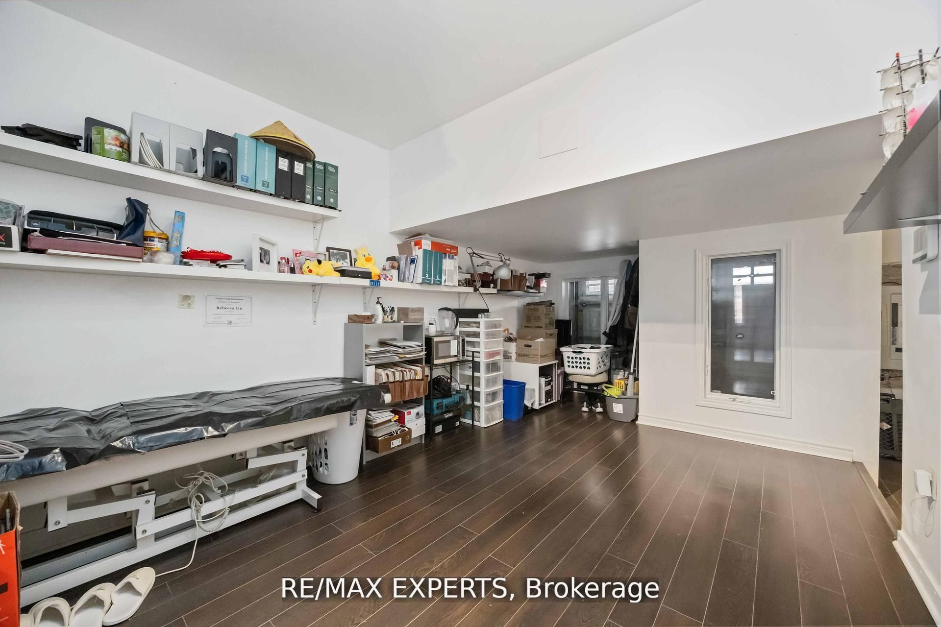 19b Oak Street Property Photo 42