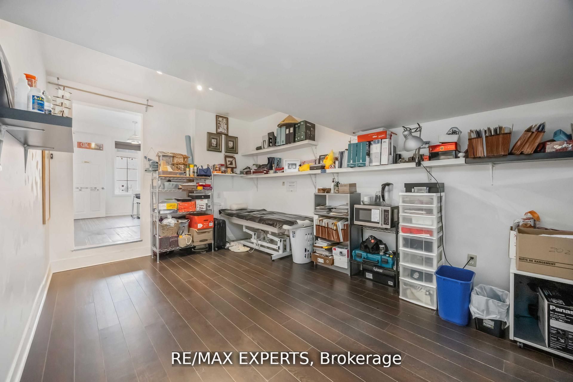 19b Oak Street Property Photo 43