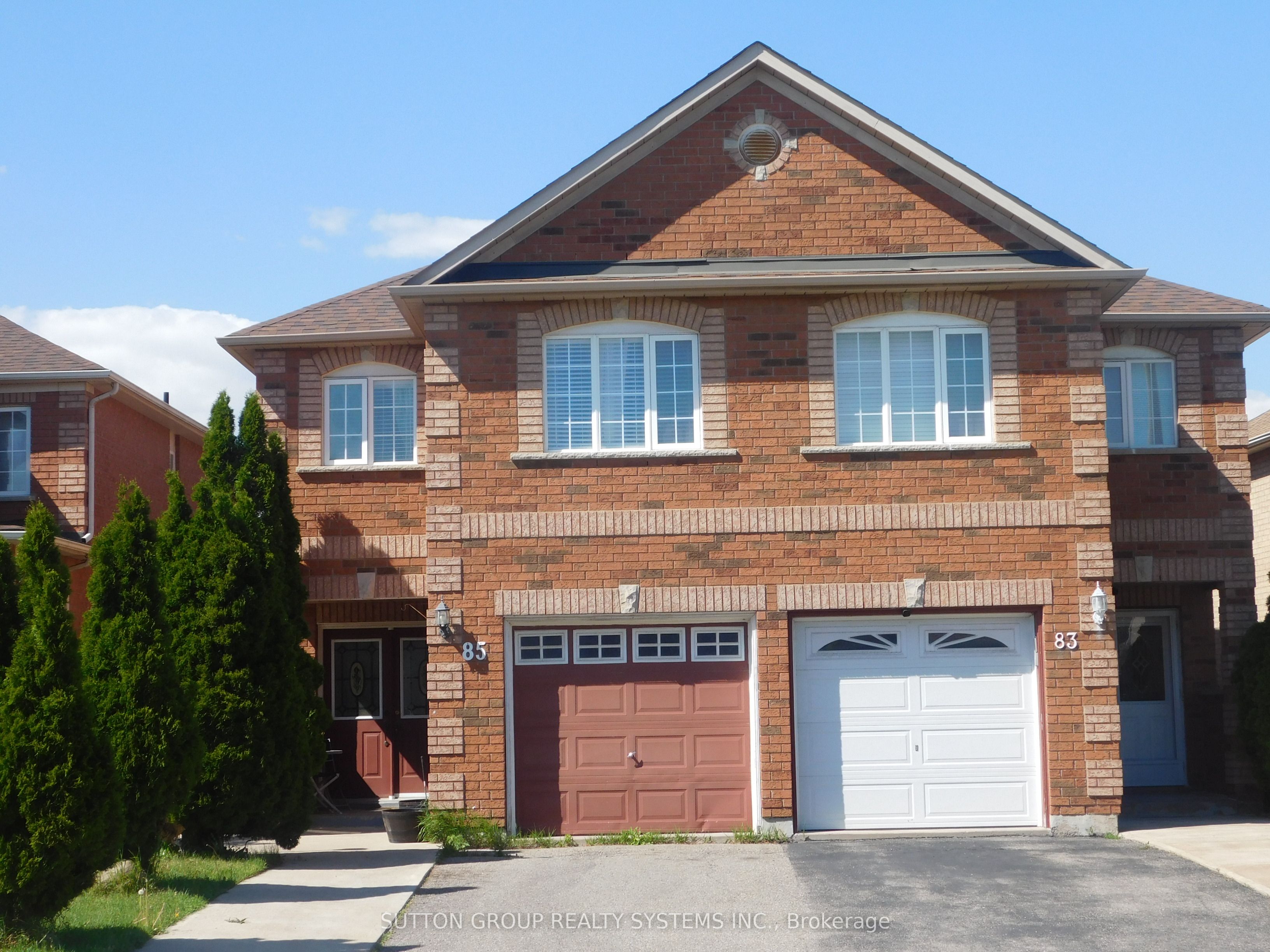 85 Weather Vane Lane E Property Photo 1