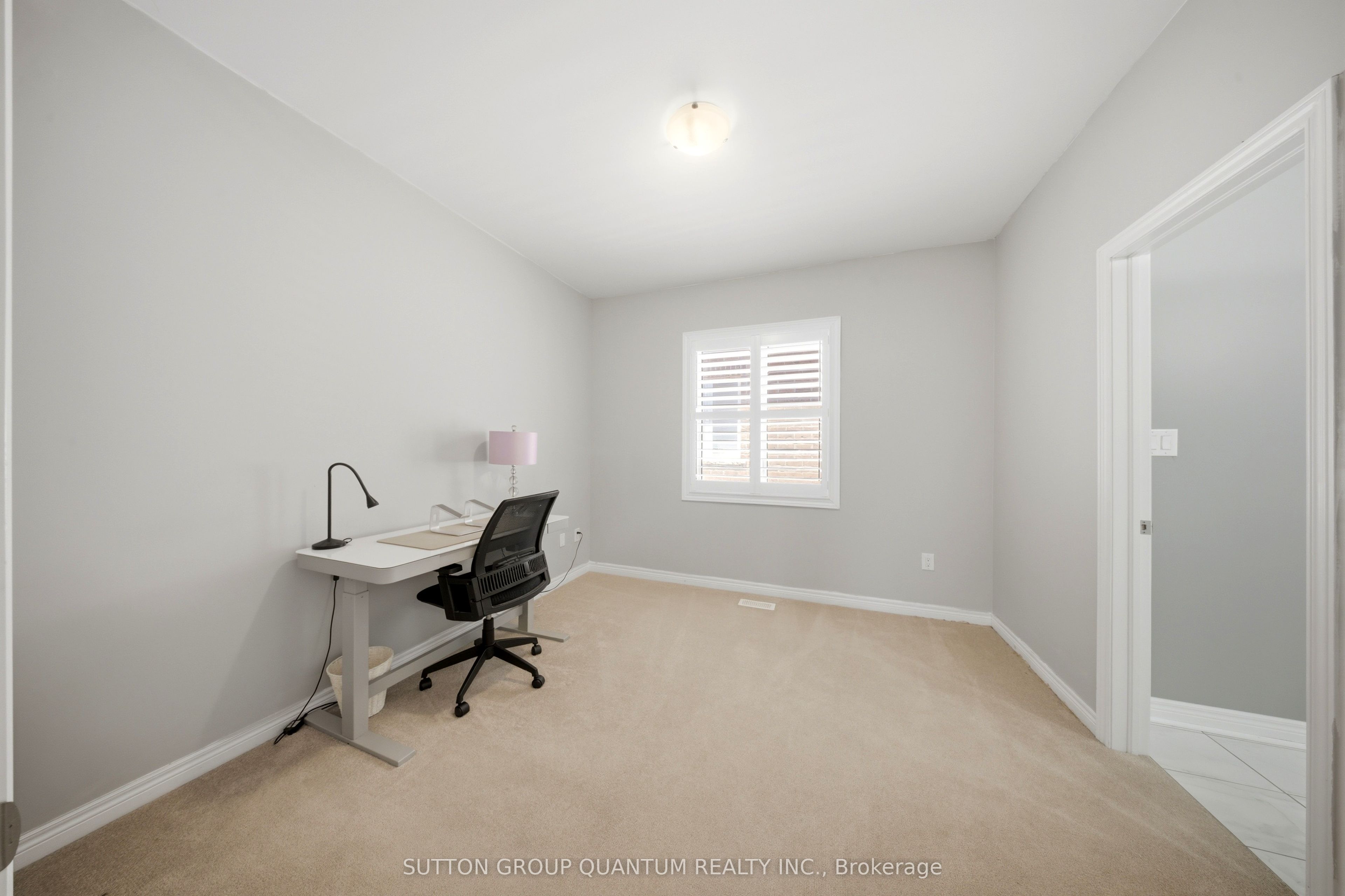 3196 Ernest Appelbe Boulevard Property Photo 24