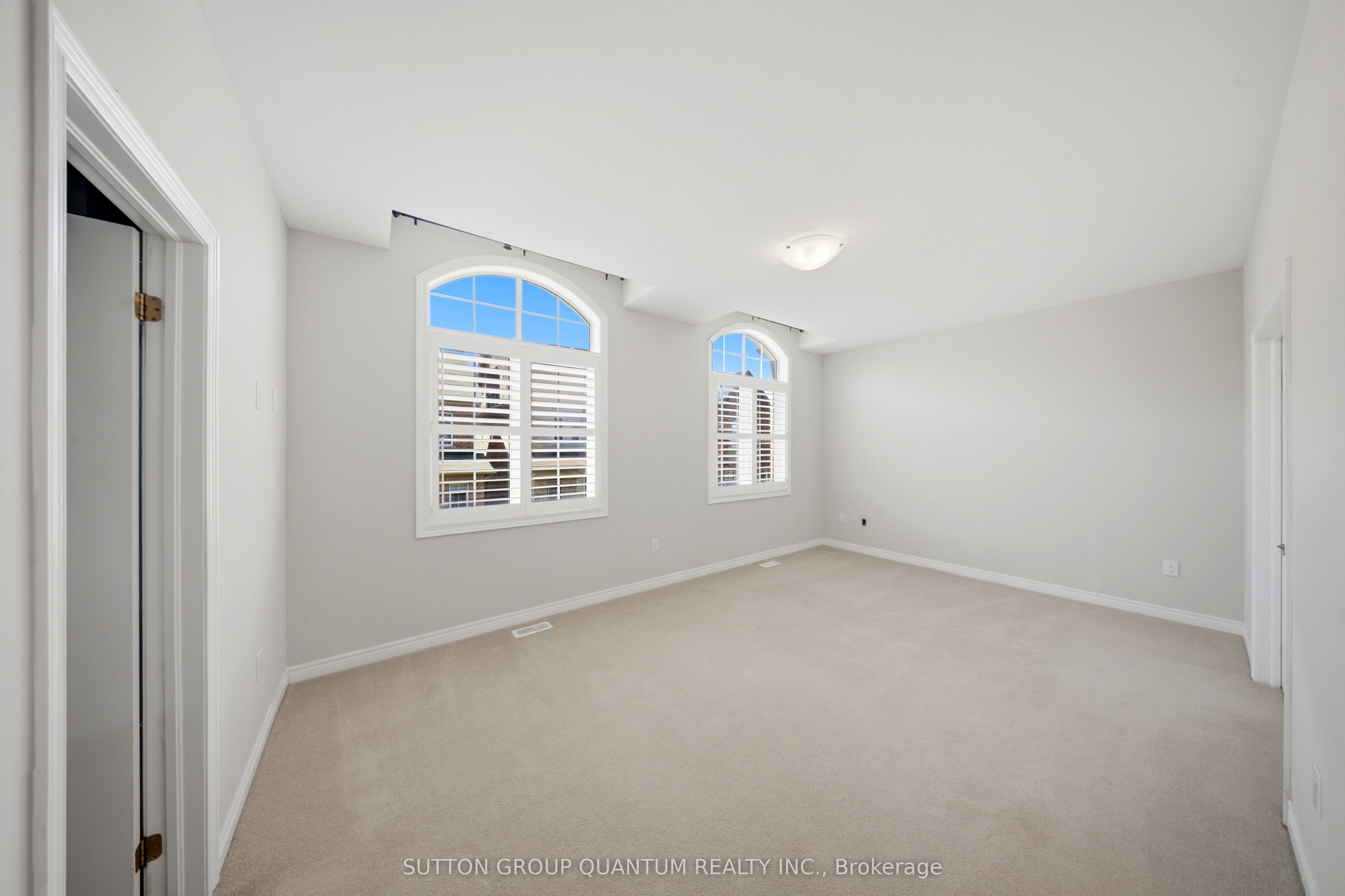 3196 Ernest Appelbe Boulevard Property Photo 28