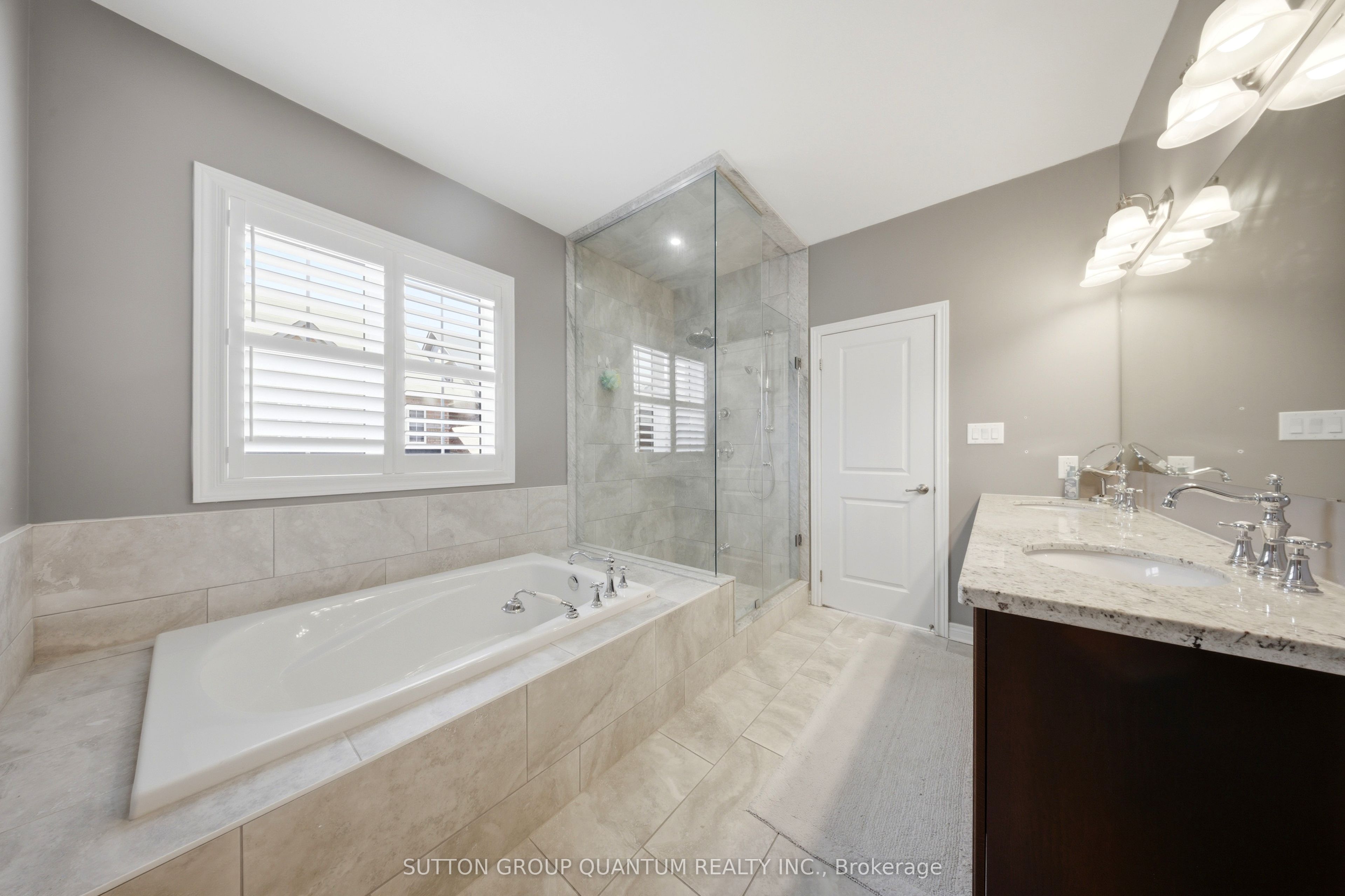 3196 Ernest Appelbe Boulevard Property Photo 34