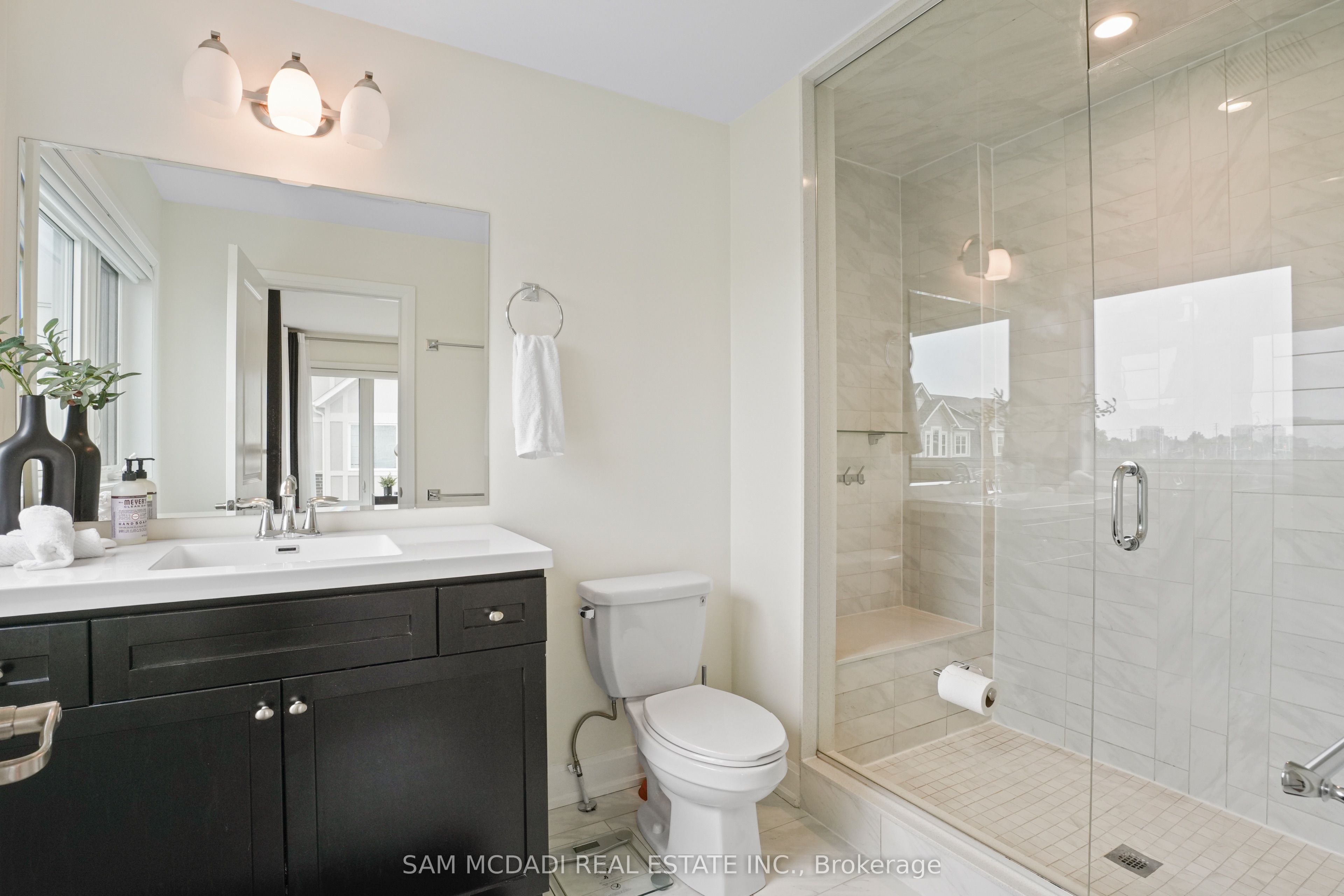 3006 Creekshore Common 34 Property Photo 21