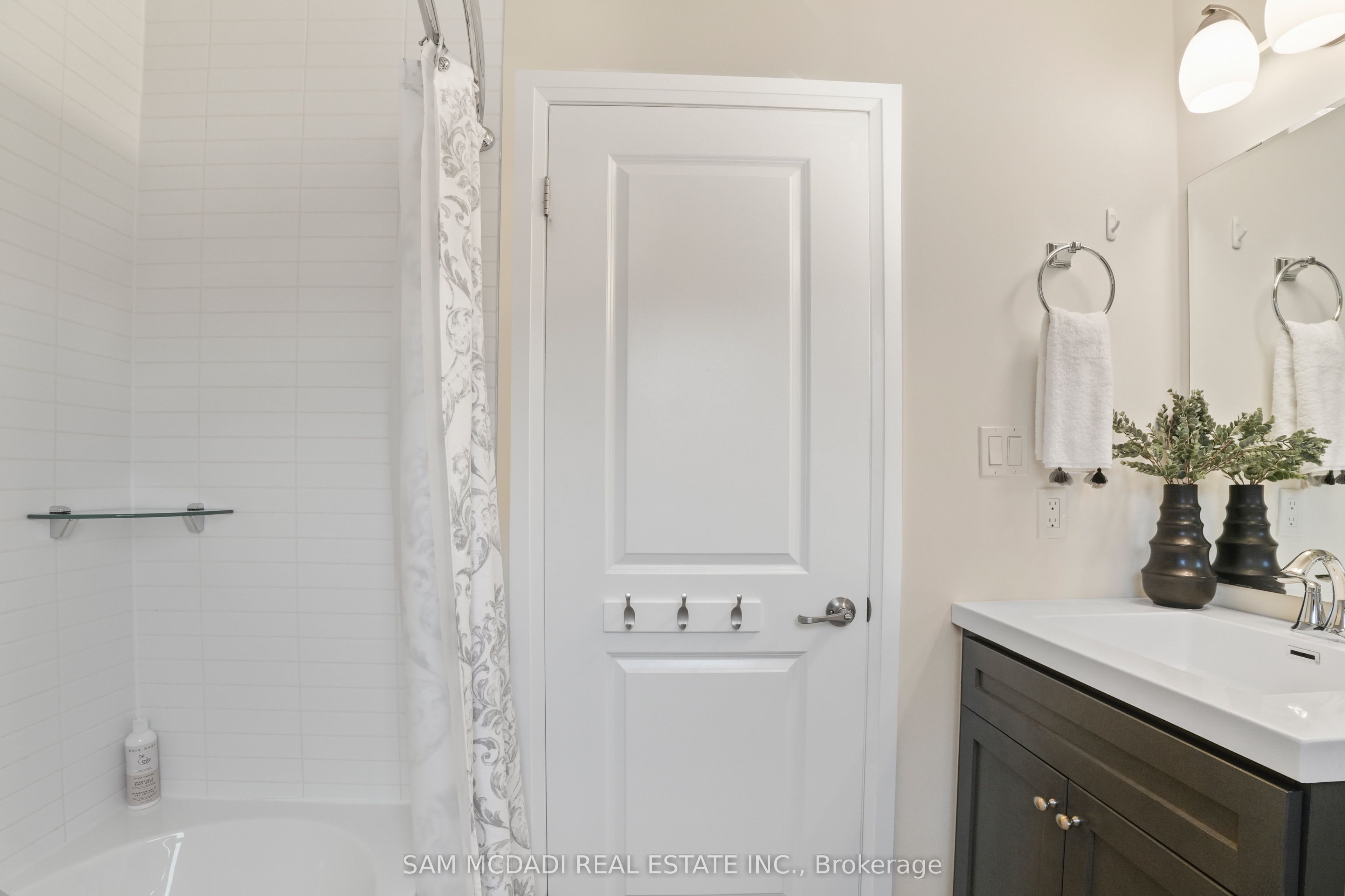 3006 Creekshore Common 34 Property Photo 25