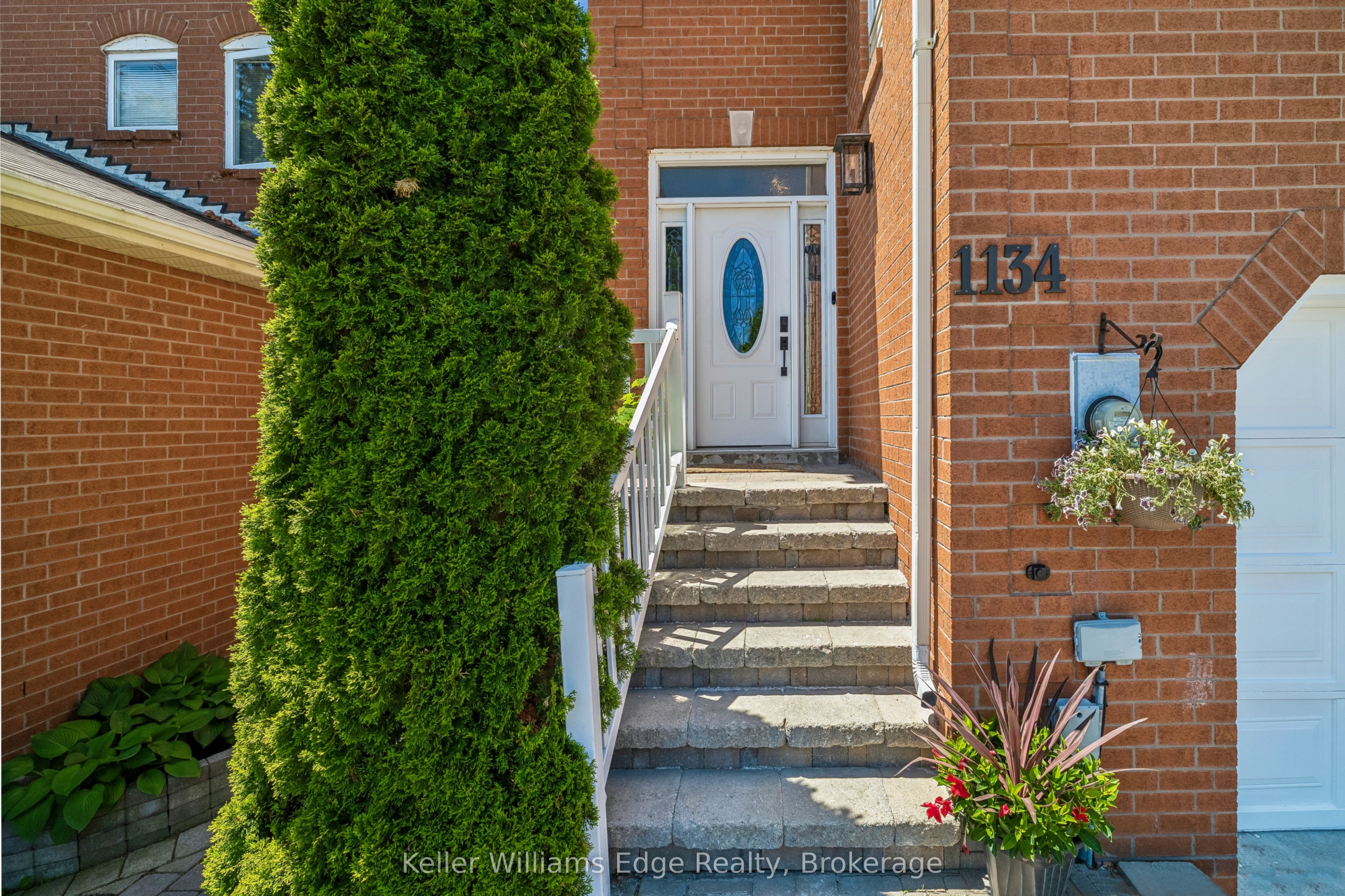 1134 Leewood Drive Property Photo 4