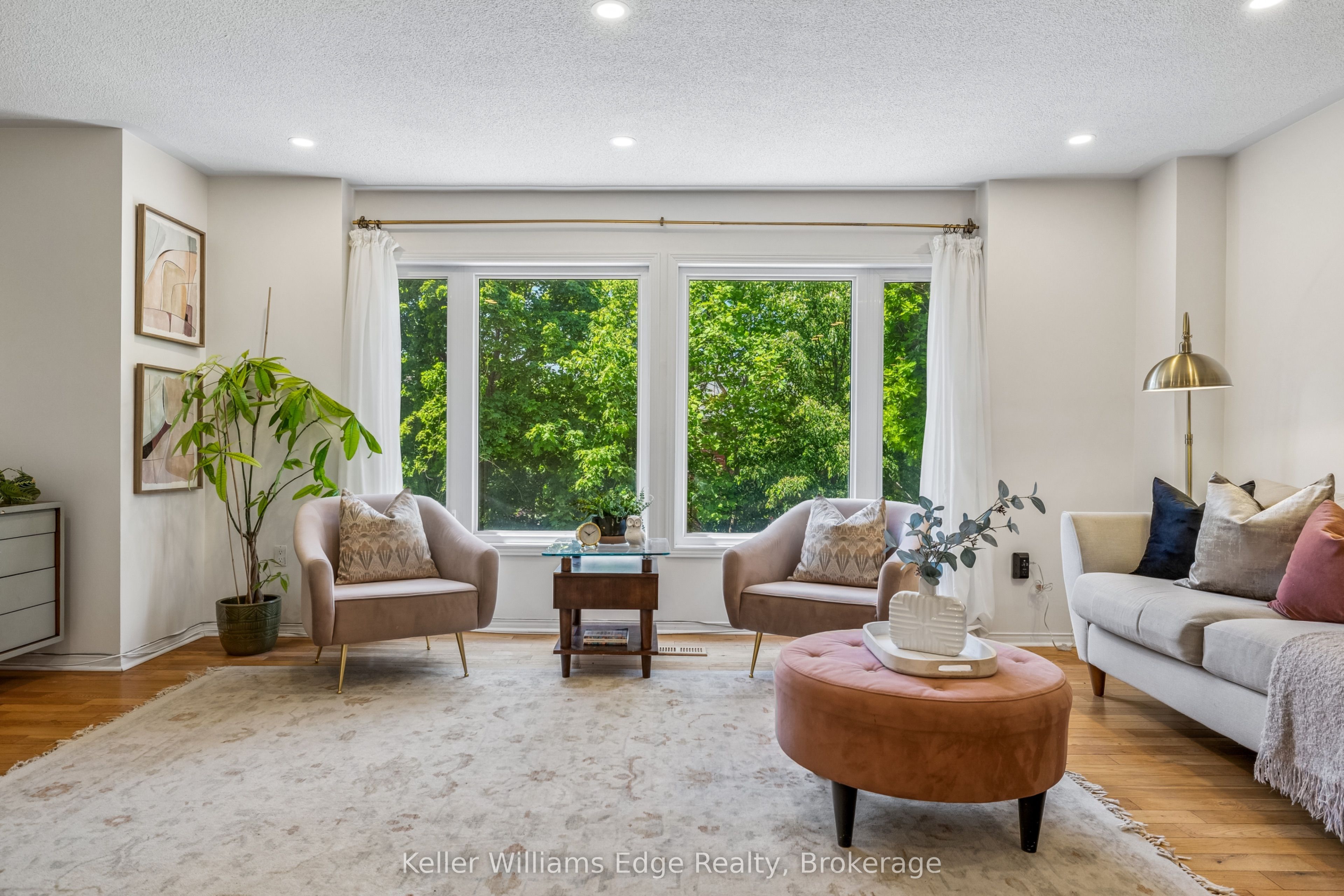 1134 Leewood Drive Property Photo 8