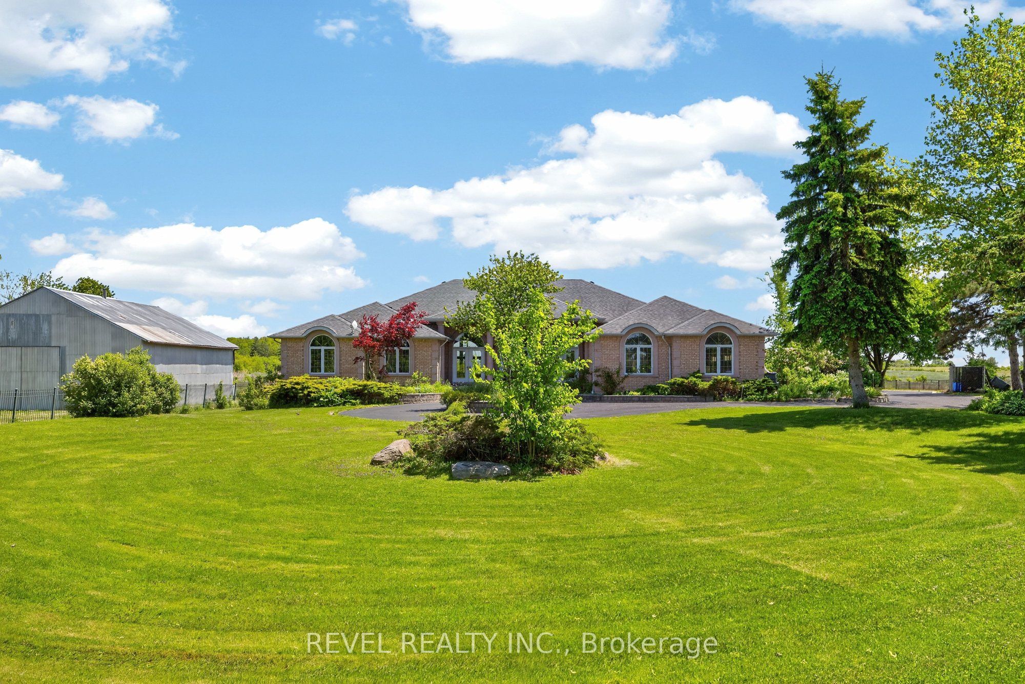 2738 Lower Base Line Property Photo 6