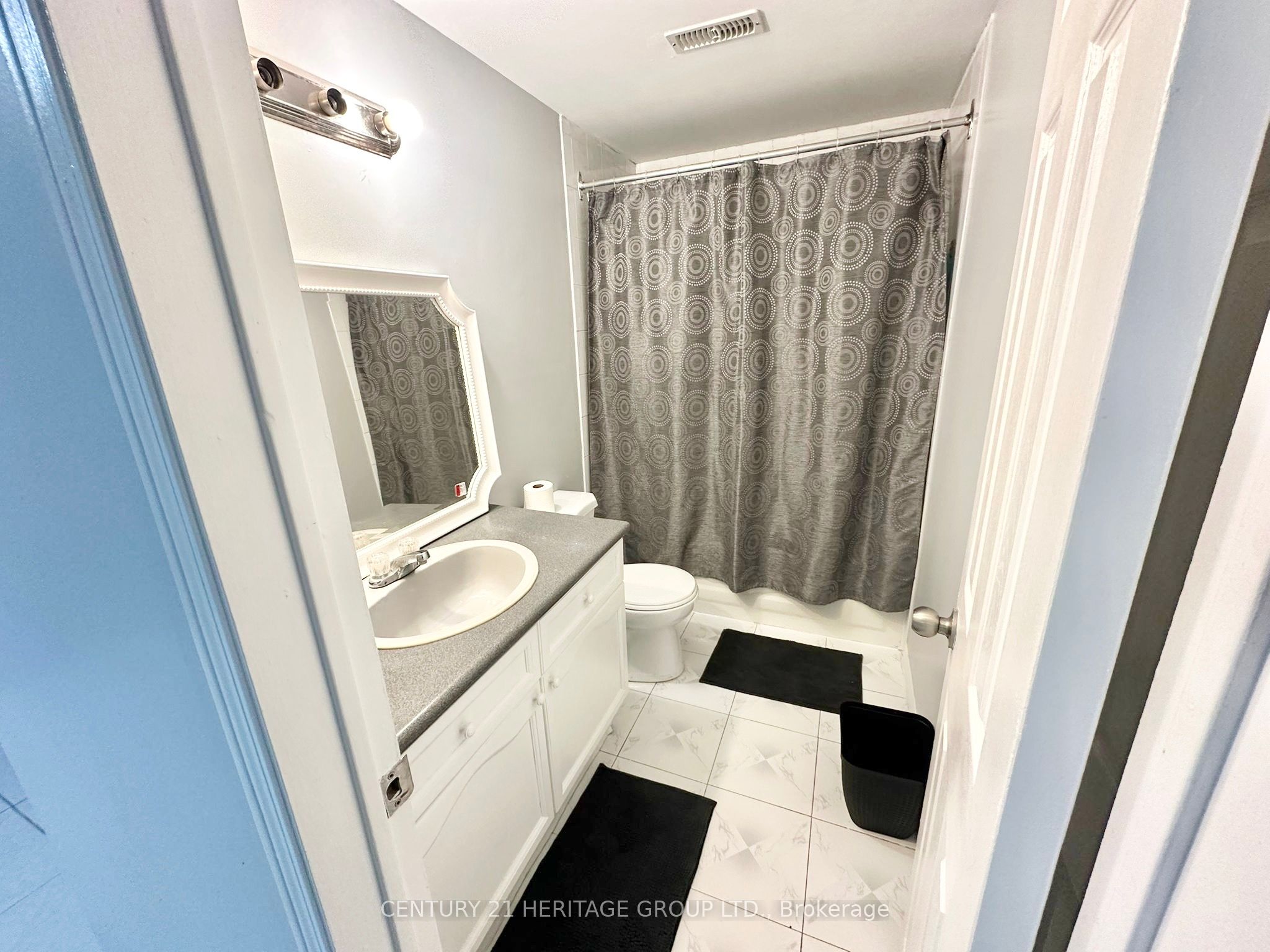 32 Histon Crescent Lower Property Photo 6