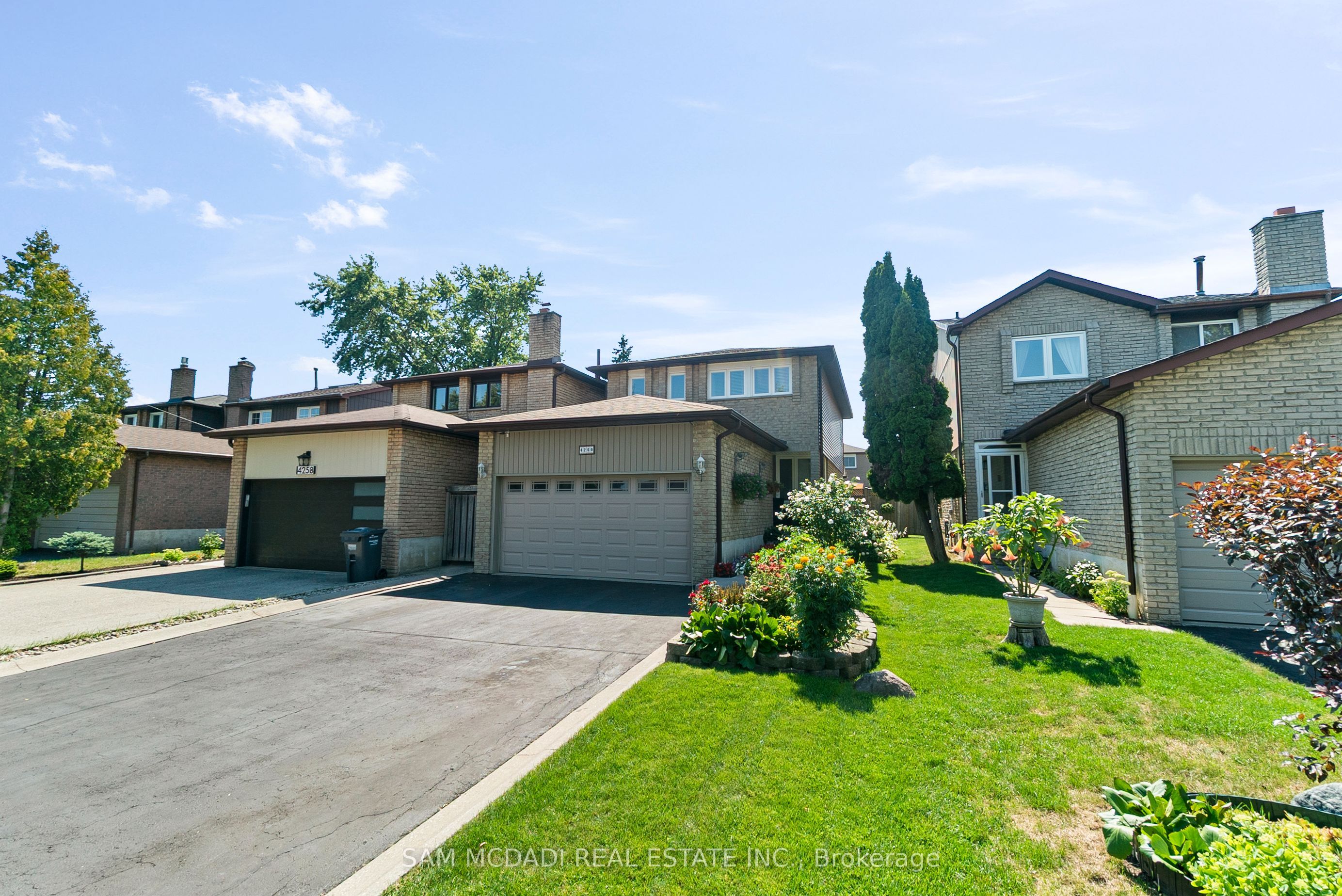 4260 Shelby Crescent Property Photo 1