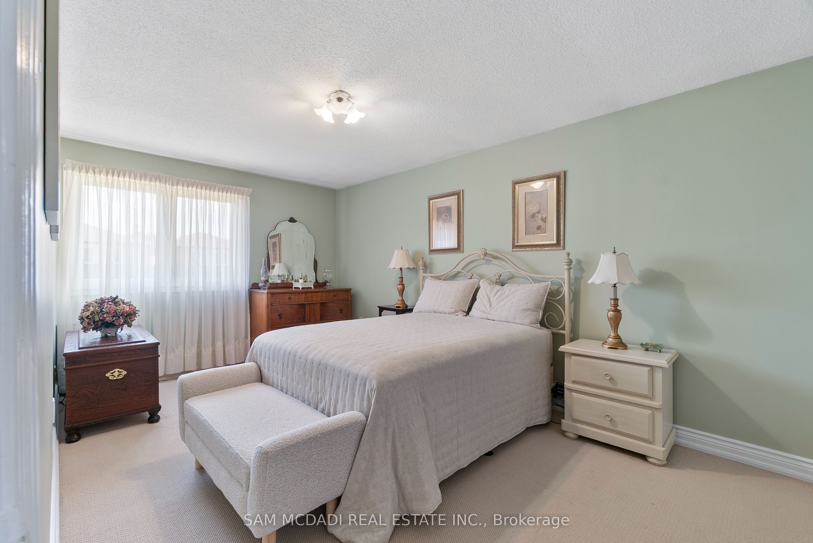 4260 Shelby Crescent Property Photo 25