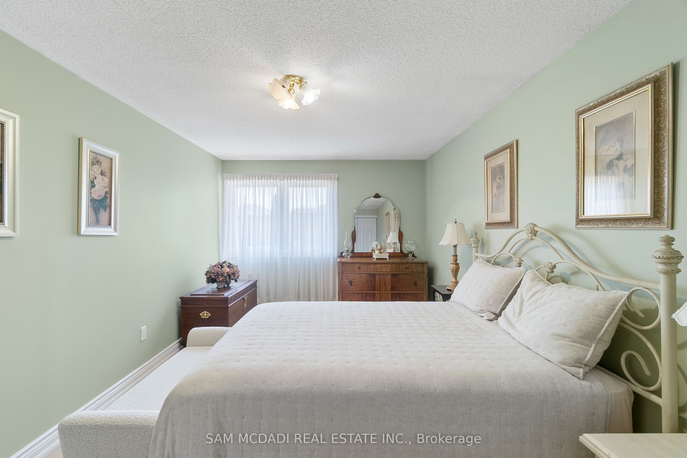 4260 Shelby Crescent Property Photo 26