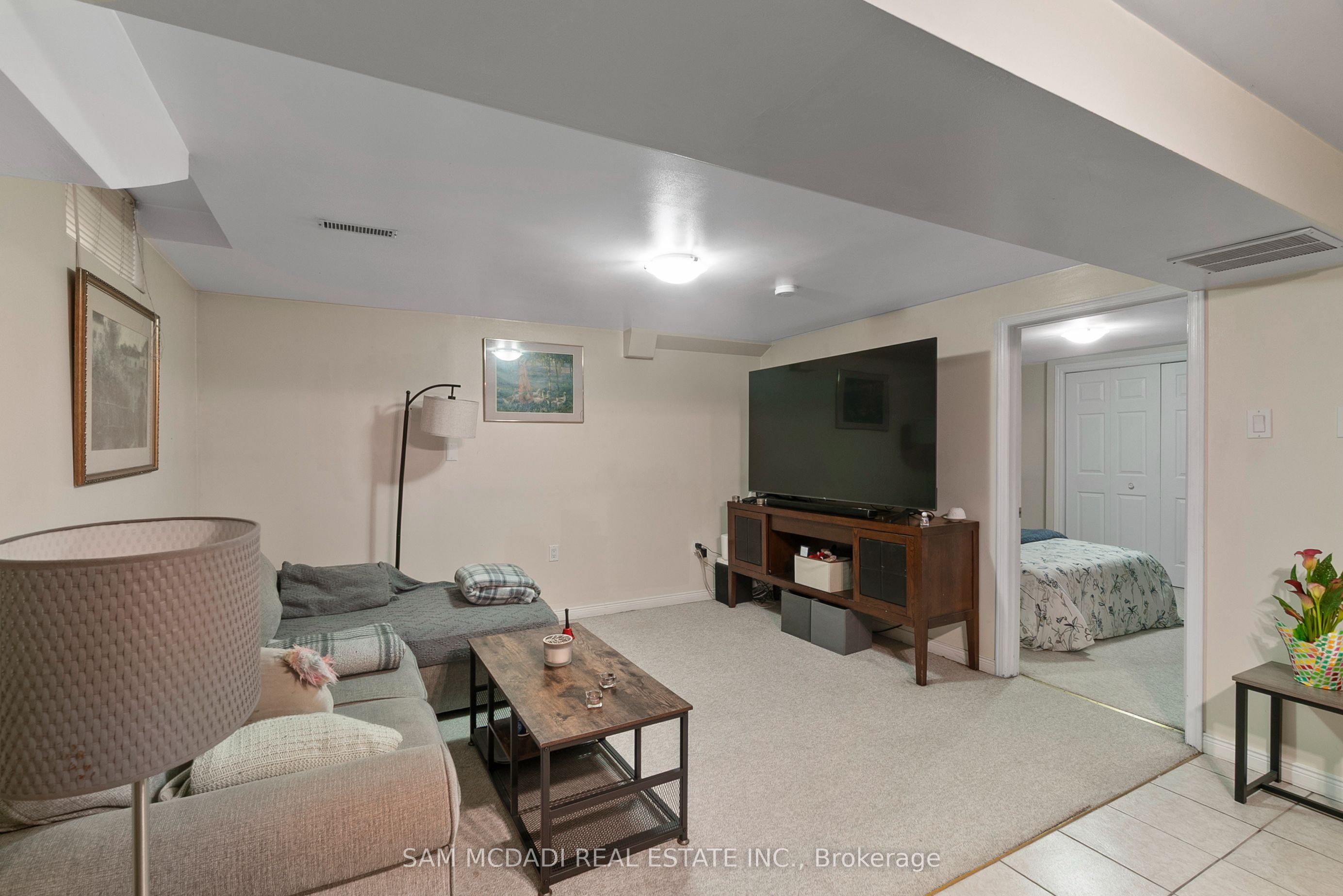 4260 Shelby Crescent Property Photo 31