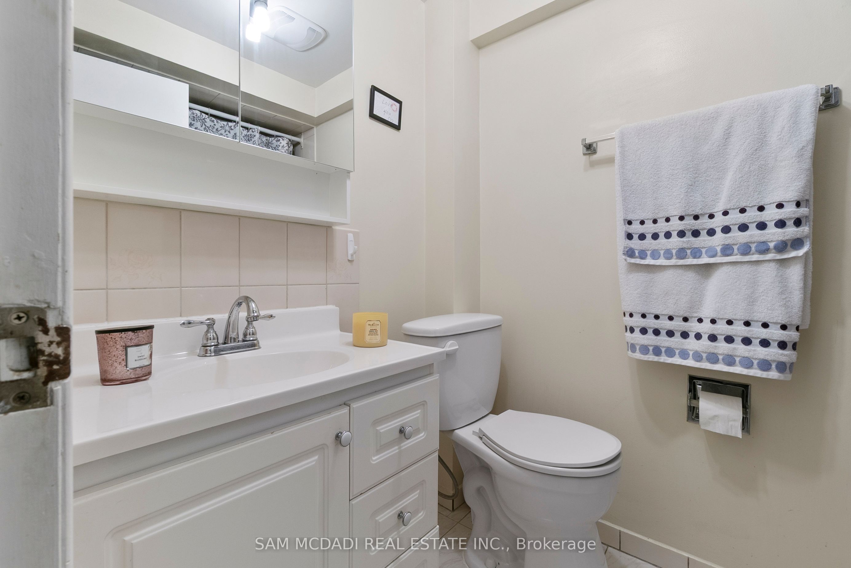 4260 Shelby Crescent Property Photo 36