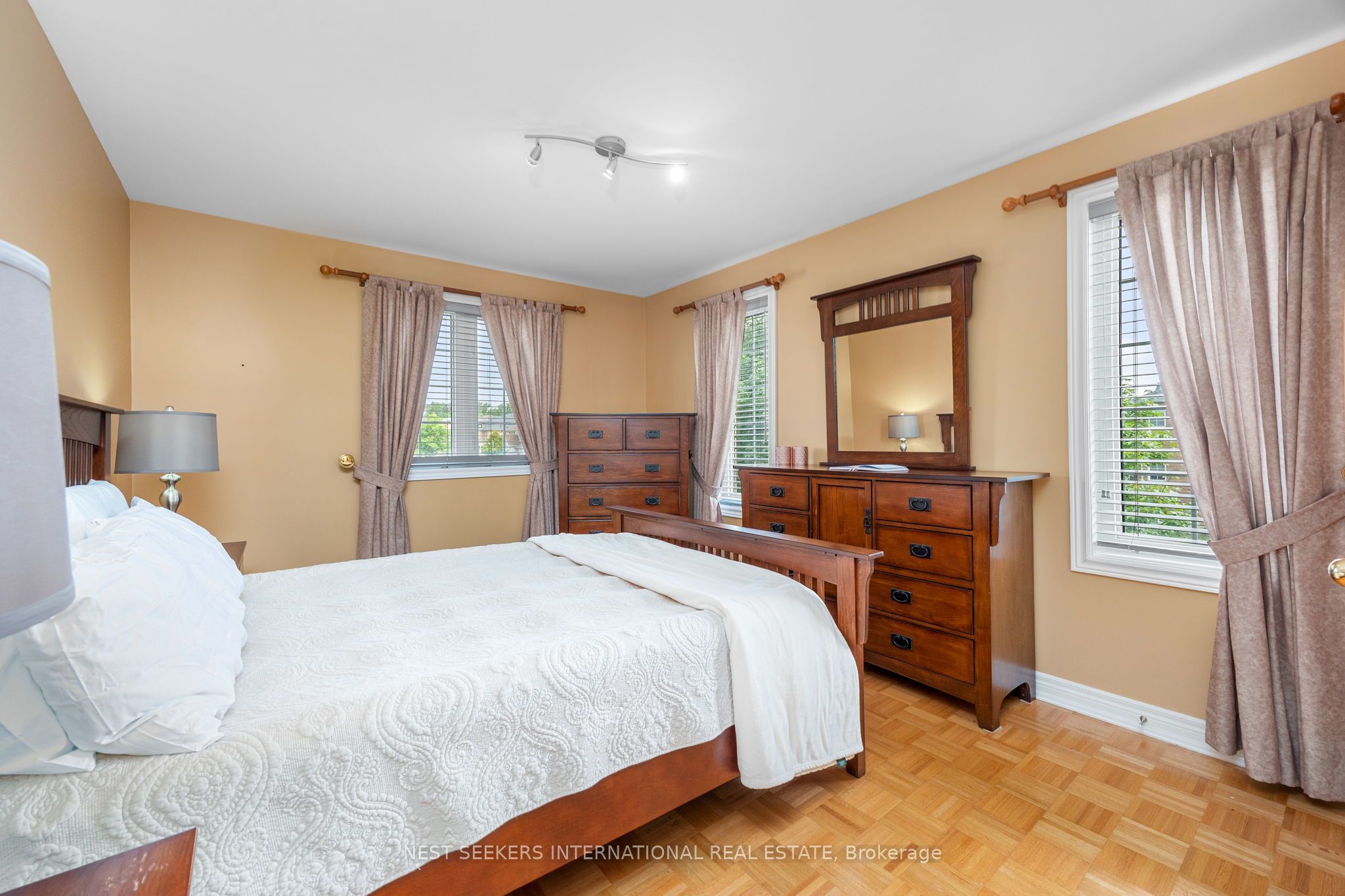 422 Fernforest Drive Property Photo 21