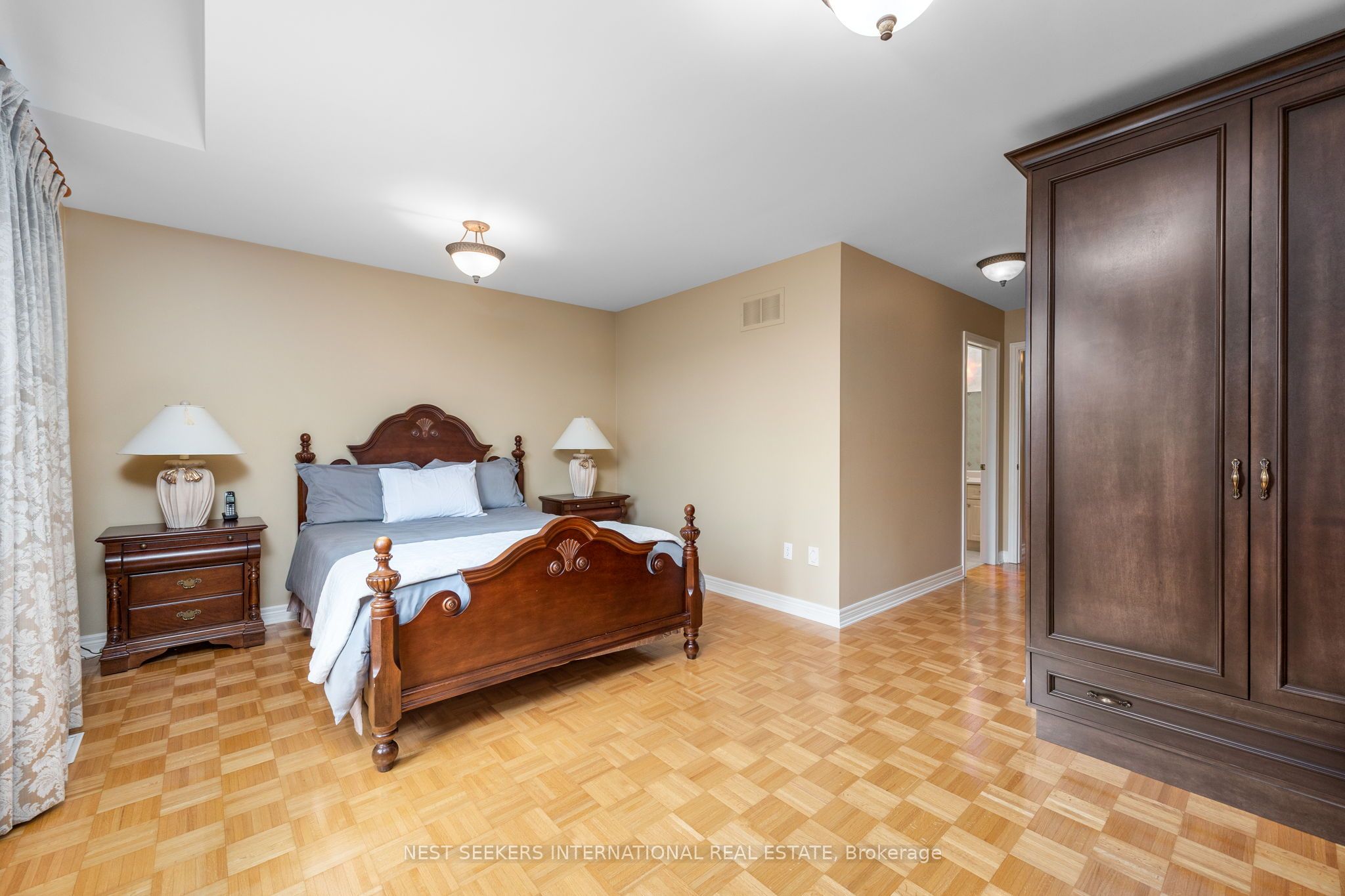 422 Fernforest Drive Property Photo 28