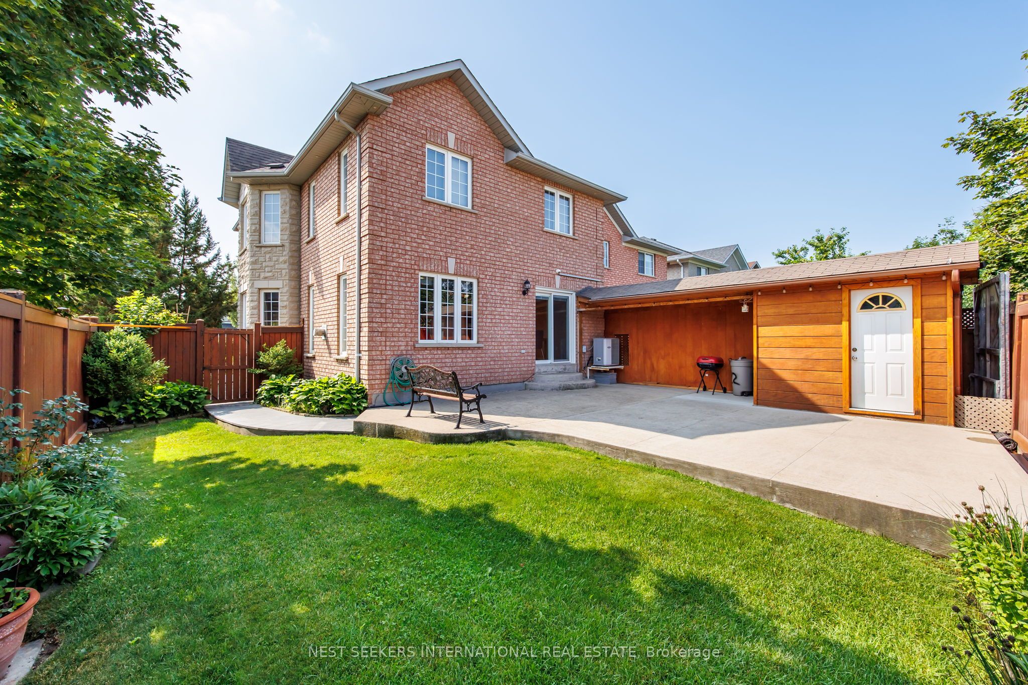422 Fernforest Drive Property Photo 40