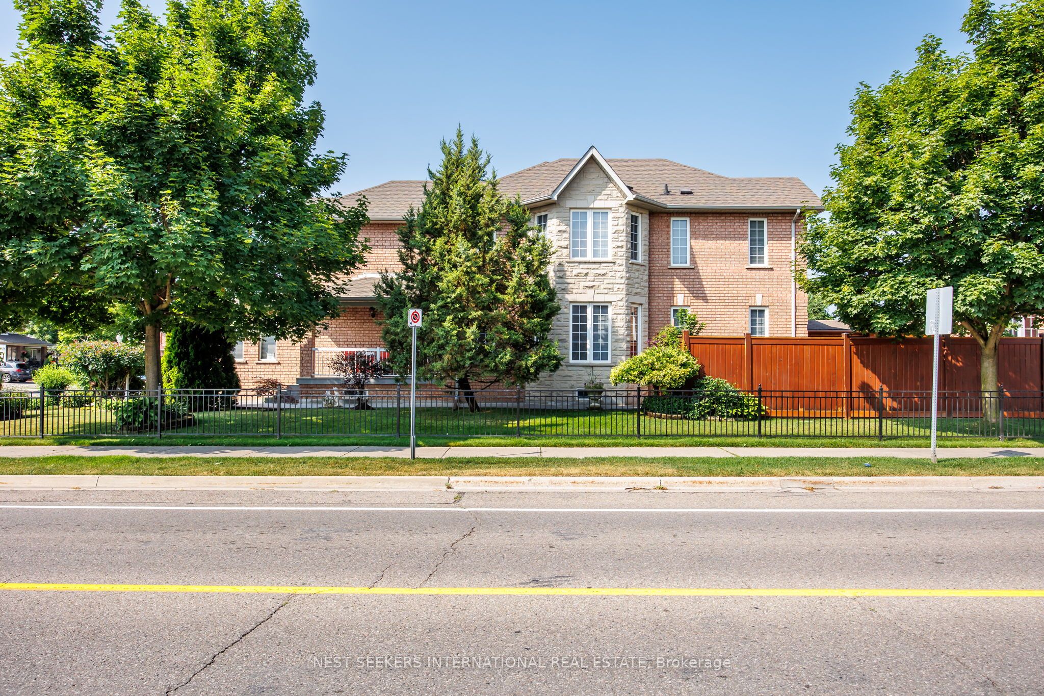 422 Fernforest Drive Property Photo 43