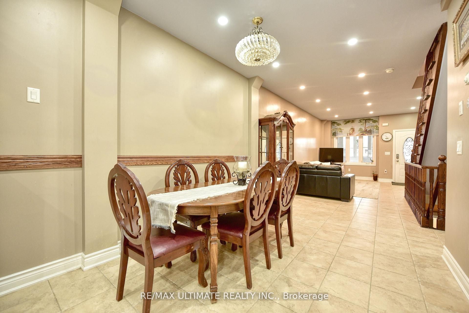 227 Earlscourt Avenue Property Photo 10