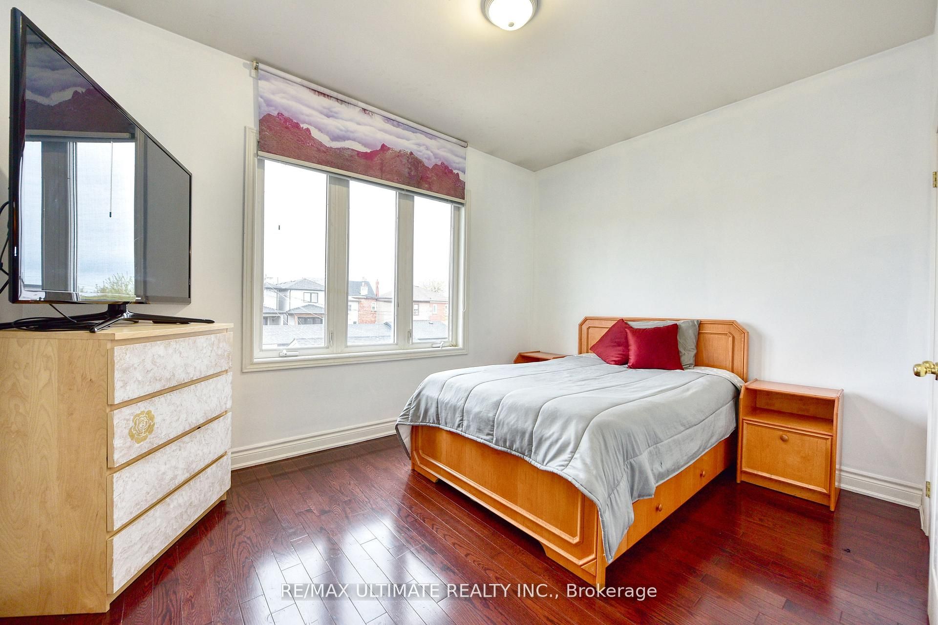 227 Earlscourt Avenue Property Photo 20