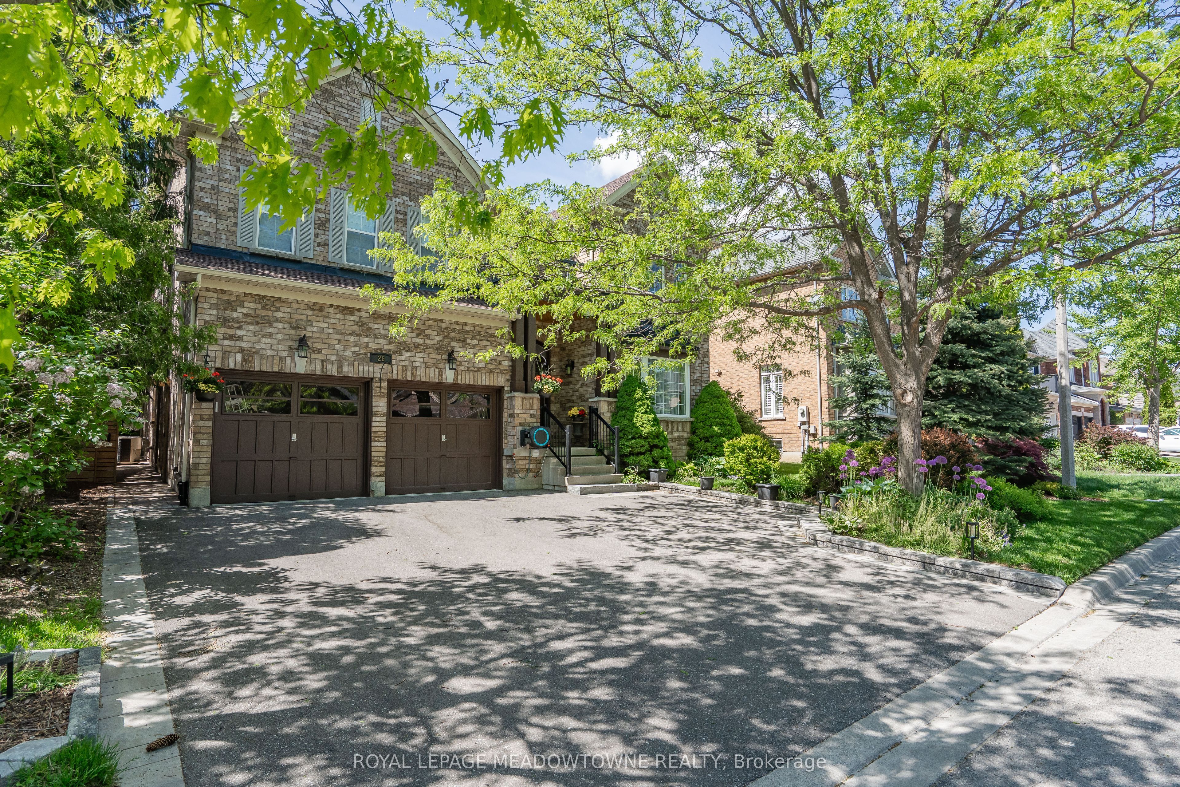 26 Emperor Drive Property Photo 1